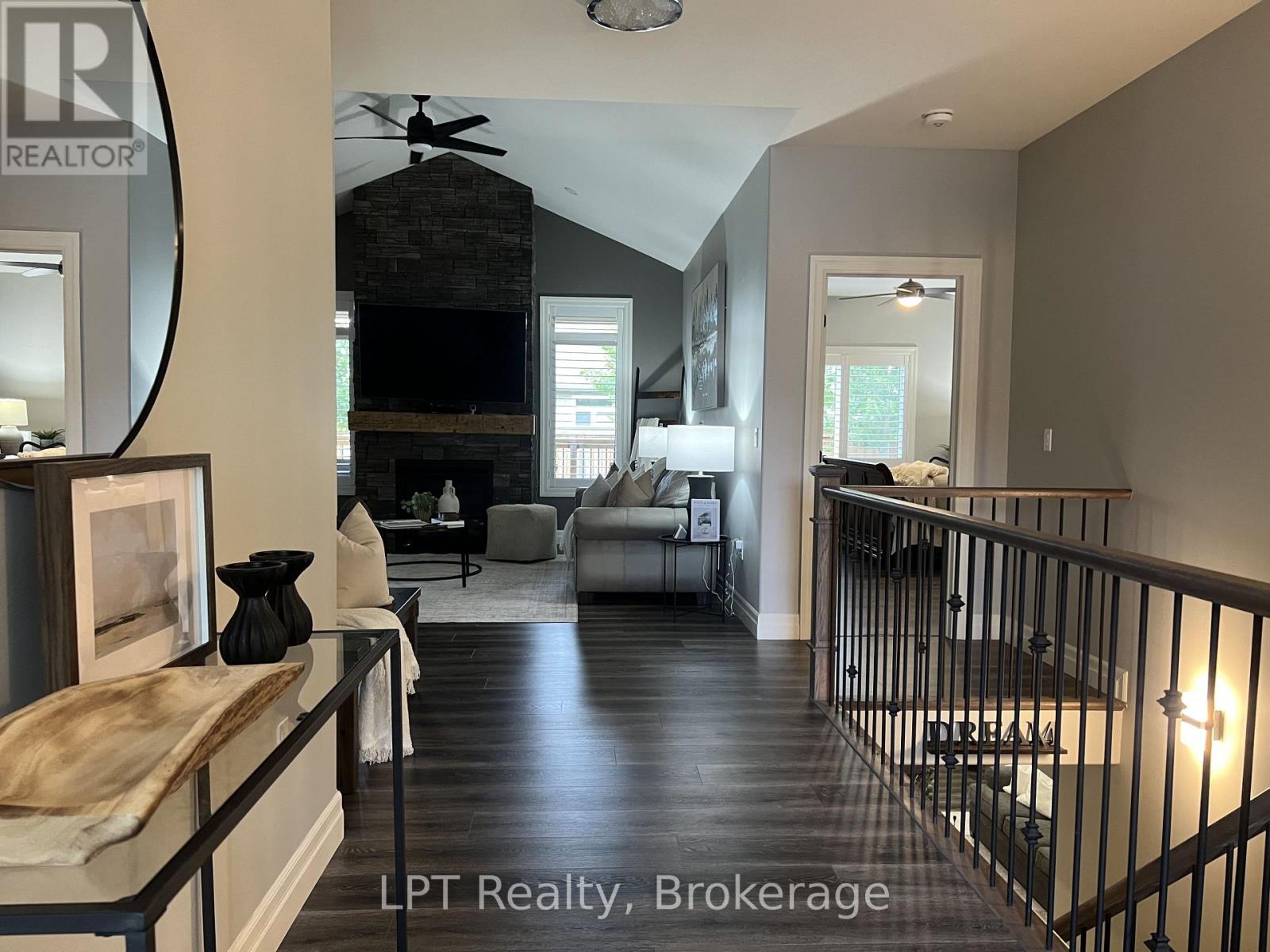 80 Ambrosia Terrace, Quinte West, Ontario  K8V 0G6 - Photo 3 - X13851138