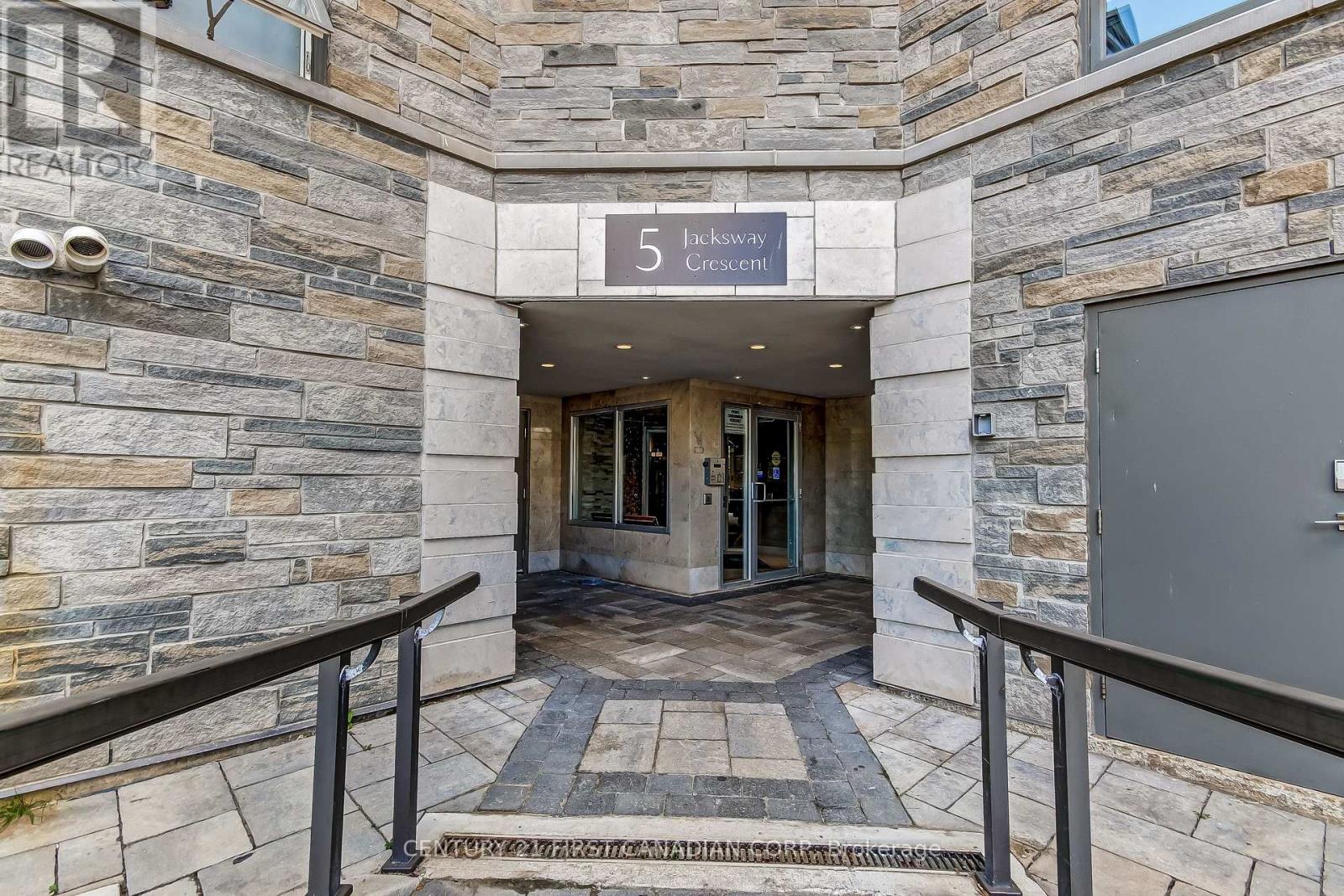$1,975 Monthly5 Jacksway Crescent, London North, Ontario