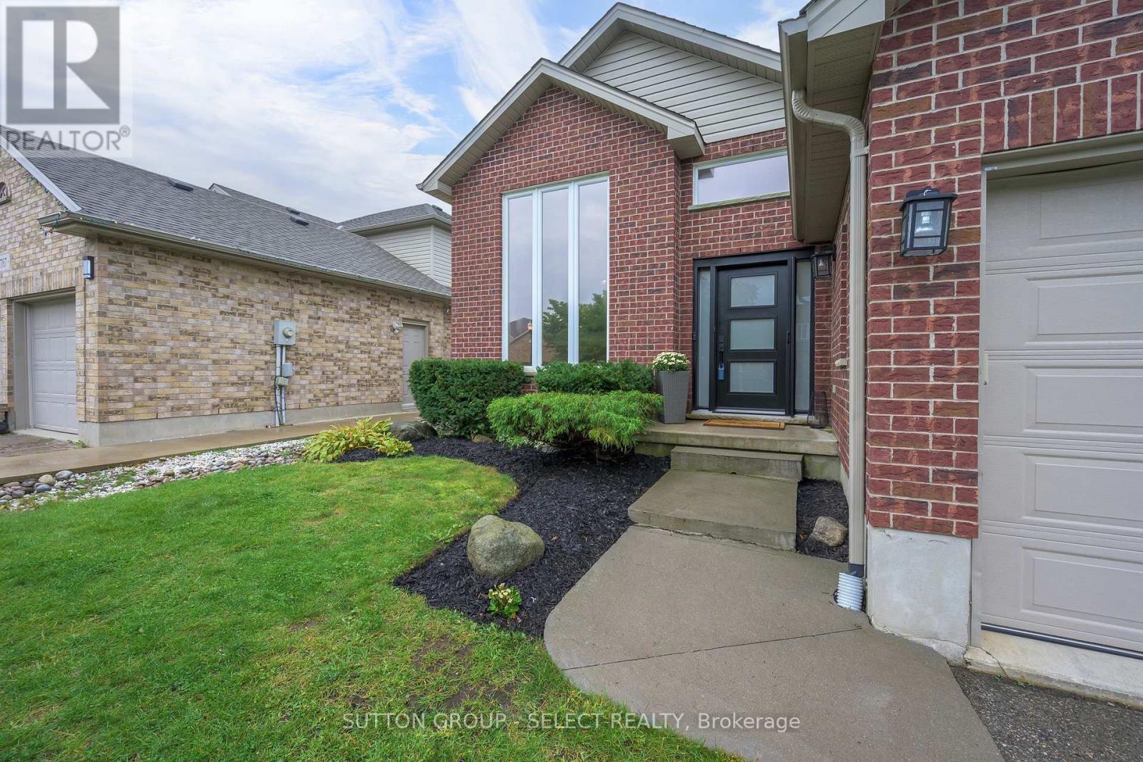 1801 Seymour Crescent, London North, Ontario  N6G 5N4 - Photo 3 - X13851184