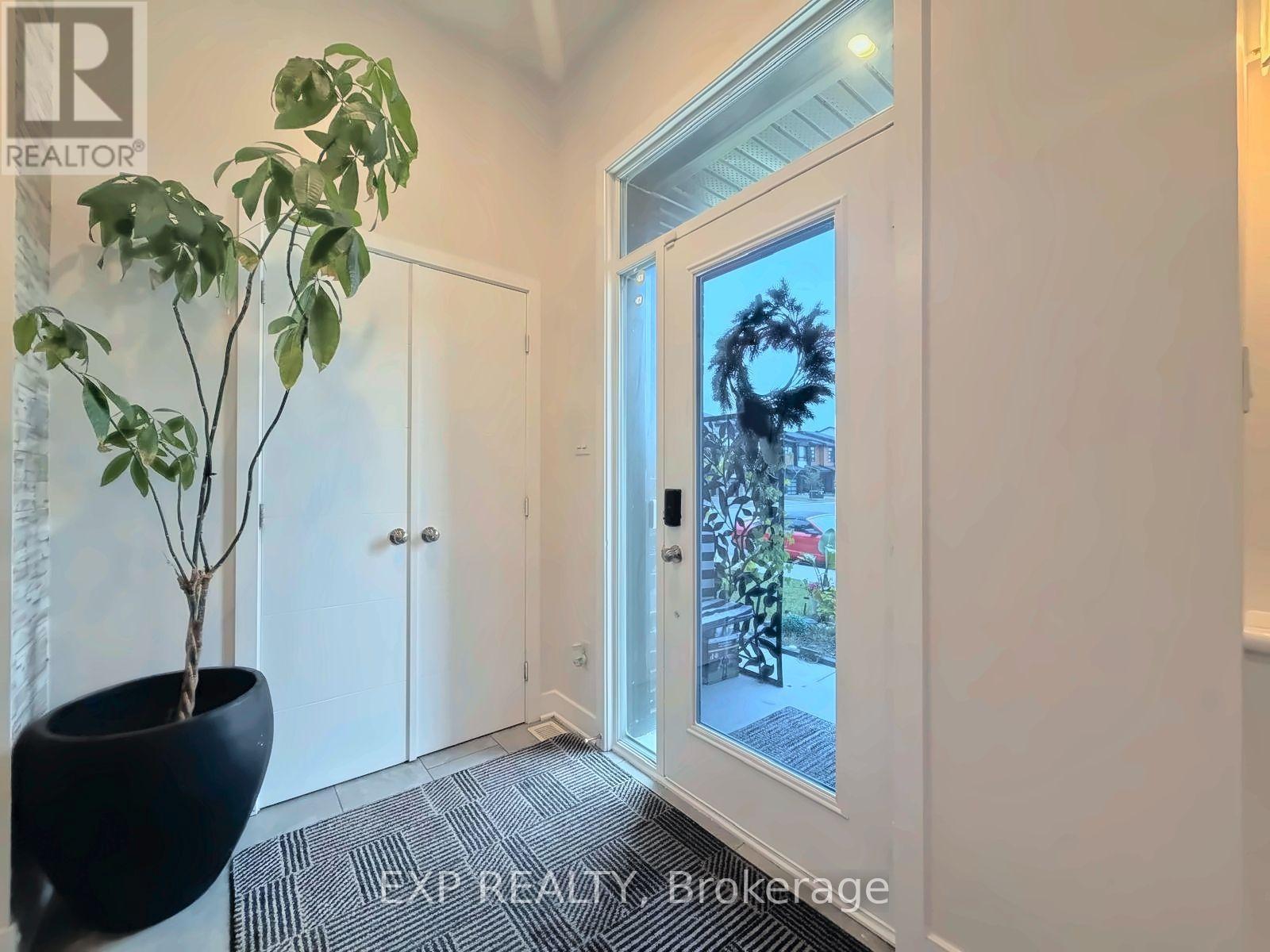 543 Rathburn Lane, Ottawa, Ontario K1T 0T3 - Photo 5 - X13851230