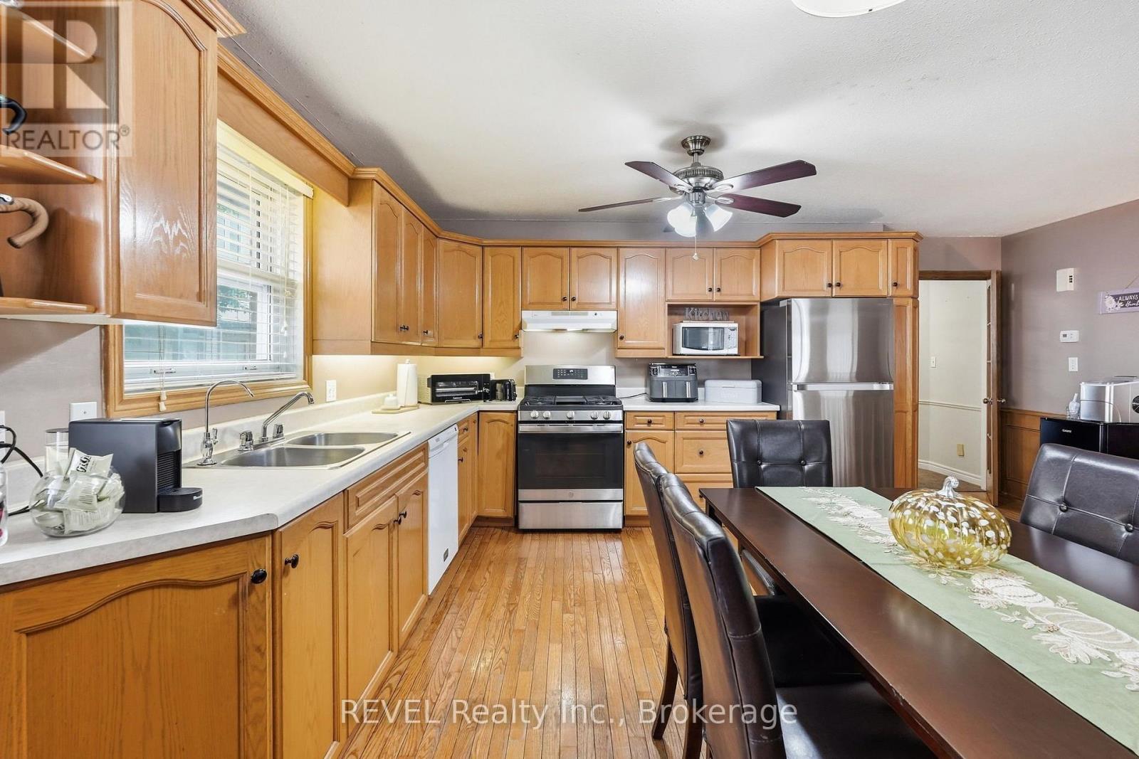 3 Ormond Street N, Thorold, Ontario  L2V 1Y6 - Photo 12 - X13851446