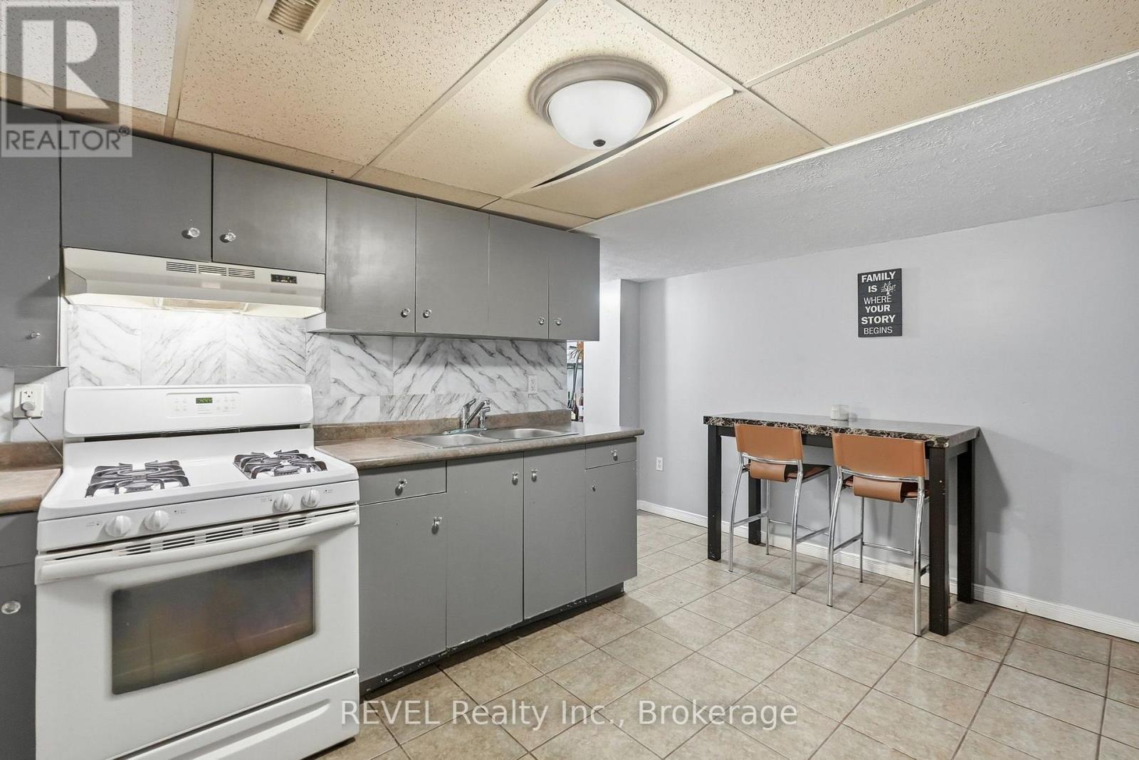 3 Ormond Street N, Thorold, Ontario  L2V 1Y6 - Photo 32 - X13851446