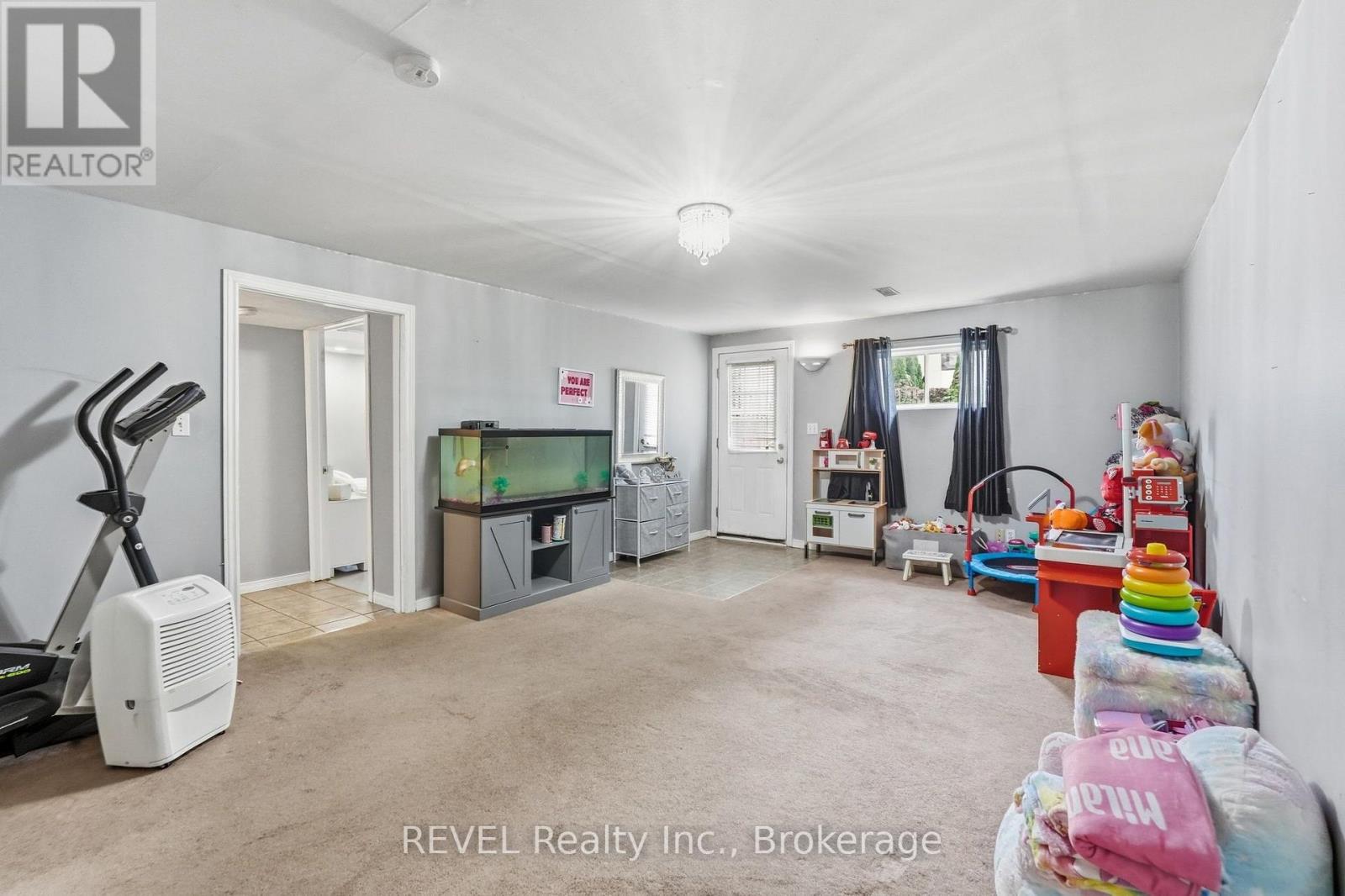 3 Ormond Street N, Thorold, Ontario  L2V 1Y6 - Photo 38 - X13851446