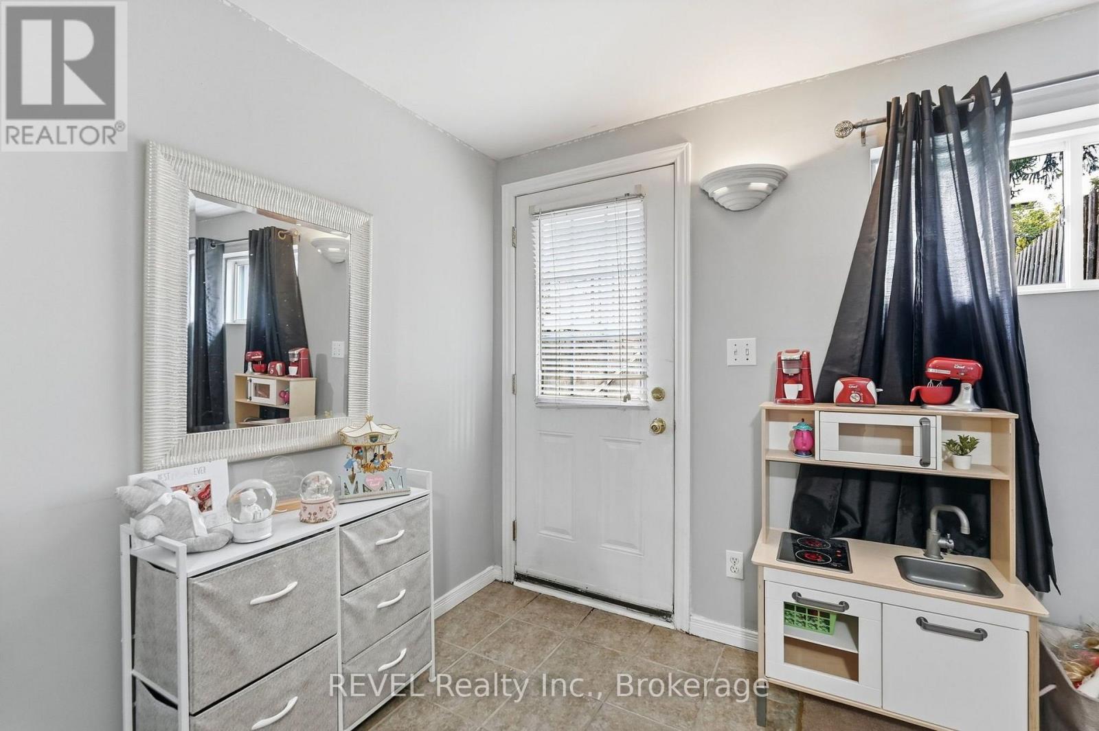 3 Ormond Street N, Thorold, Ontario  L2V 1Y6 - Photo 42 - X13851446