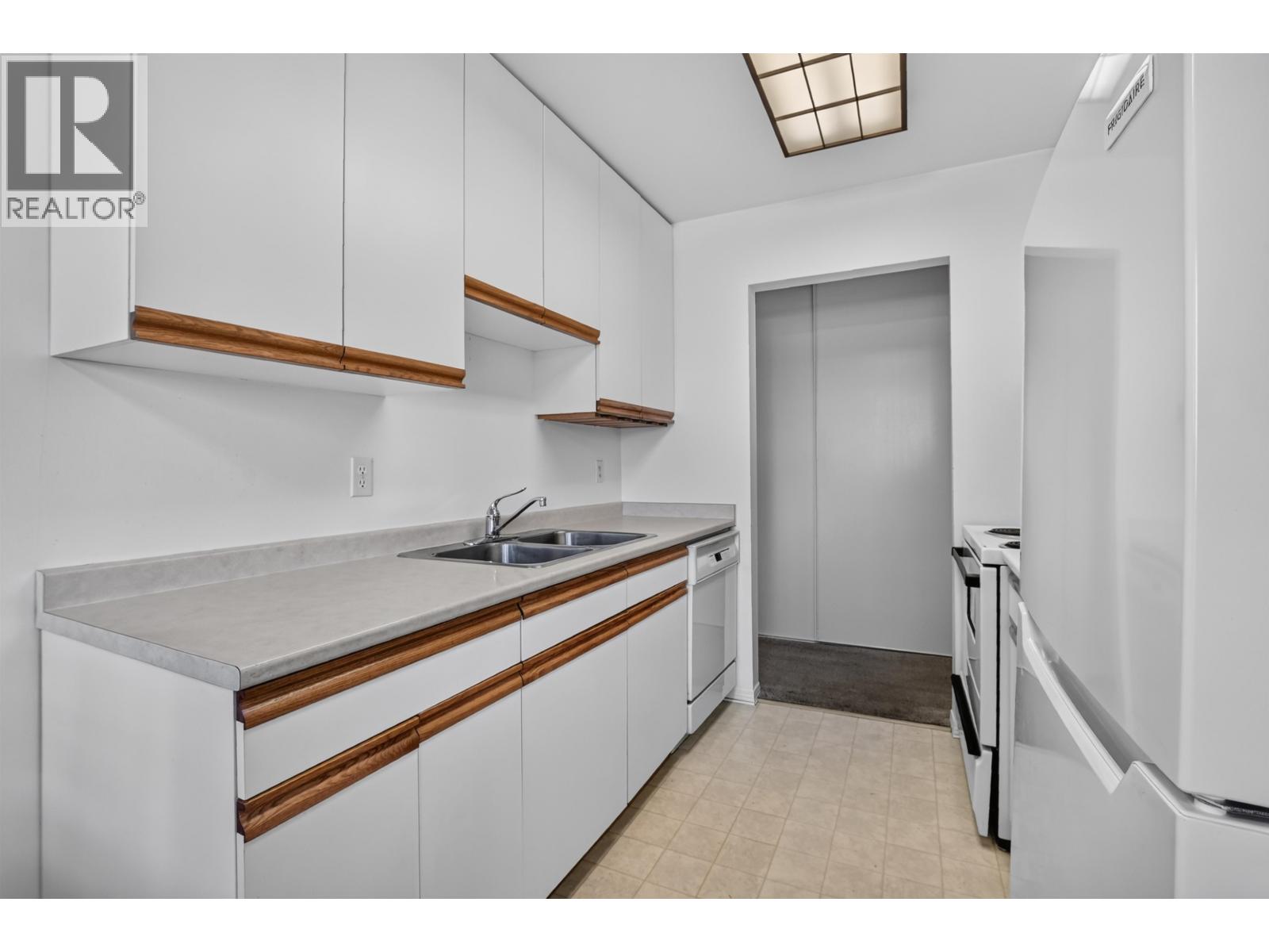110 4288 15th Avenue, Prince George, British Columbia  V2M 5K6 - Photo 14 - R3171370