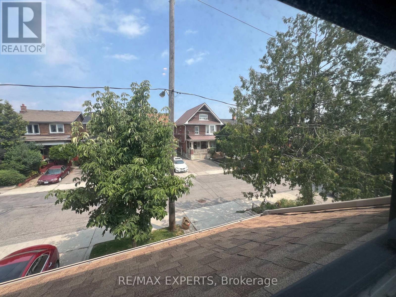 2nd Floor - 366 Lauder Avenue, Toronto, Ontario  M6E 3H8 - Photo 11 - C13851124