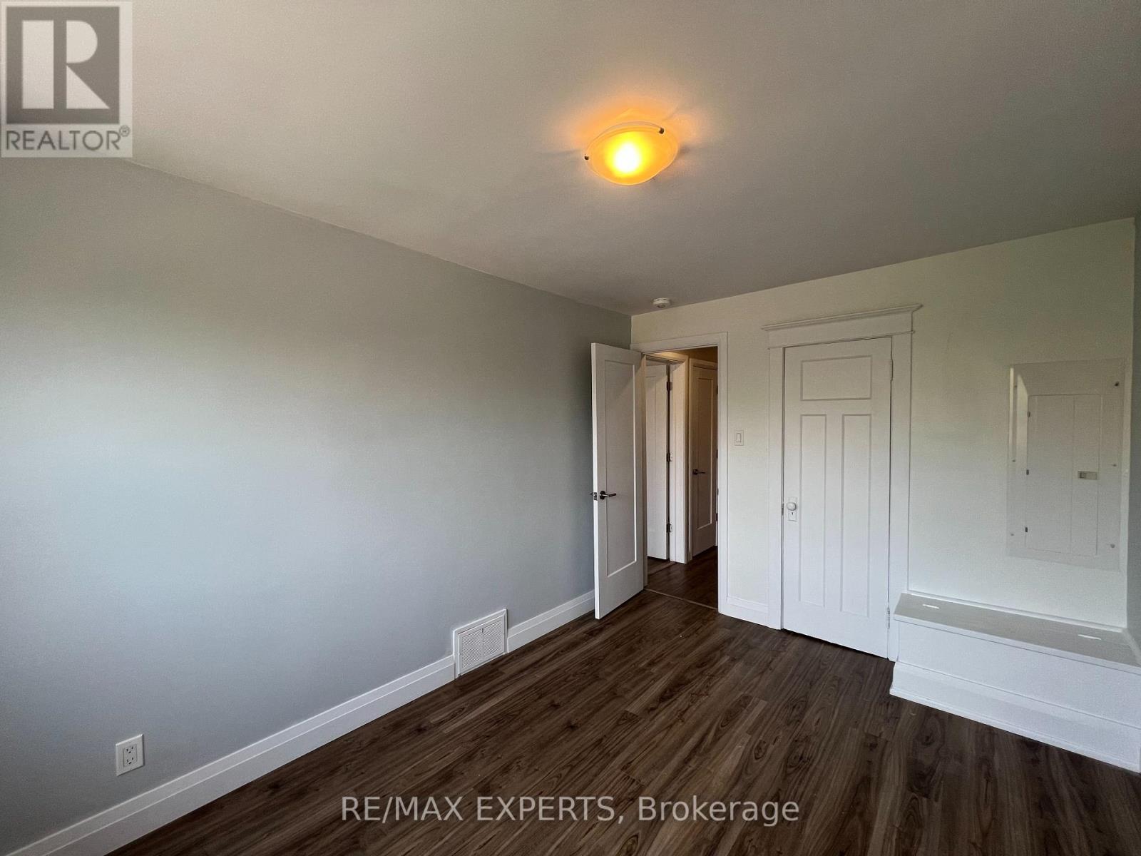 2nd Floor - 366 Lauder Avenue, Toronto, Ontario  M6E 3H8 - Photo 15 - C13851124