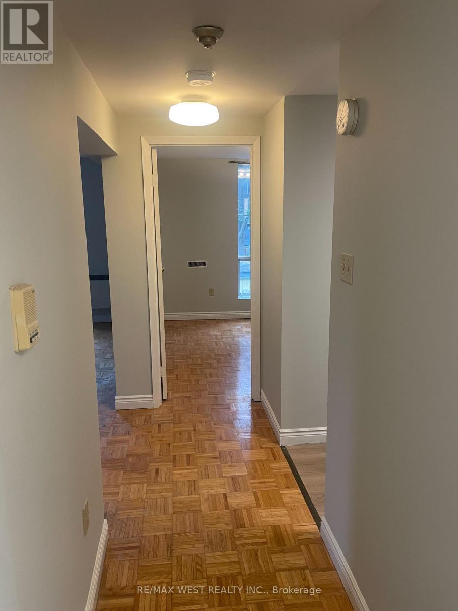 202 Rear - 13 Grange Avenue, Toronto, Ontario  M5T 1C6 - Photo 13 - C13851156