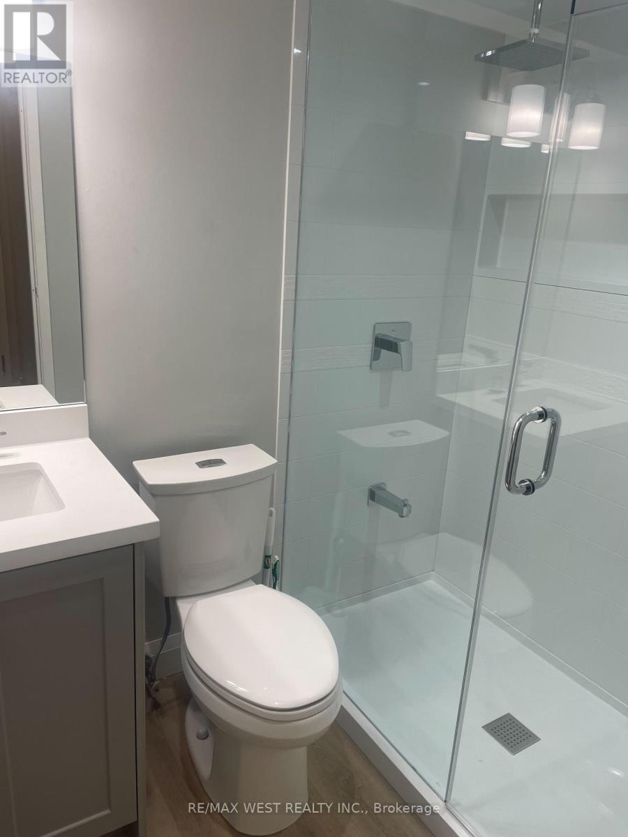 202 Rear - 13 Grange Avenue, Toronto, Ontario  M5T 1C6 - Photo 21 - C13851156
