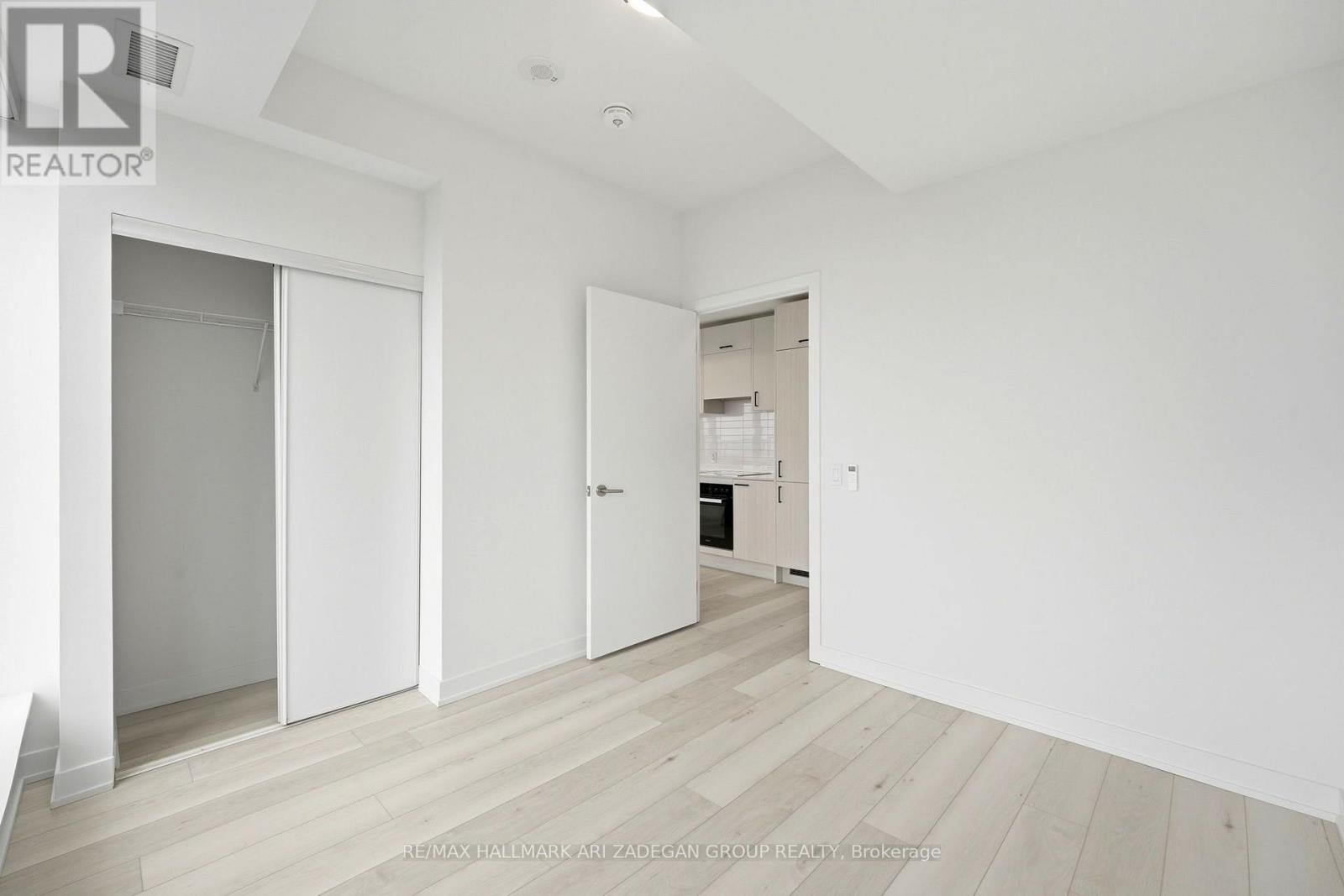 3807 - 1 Quarrington Lane, Toronto, Ontario  M3C 0S4 - Photo 14 - C13851256
