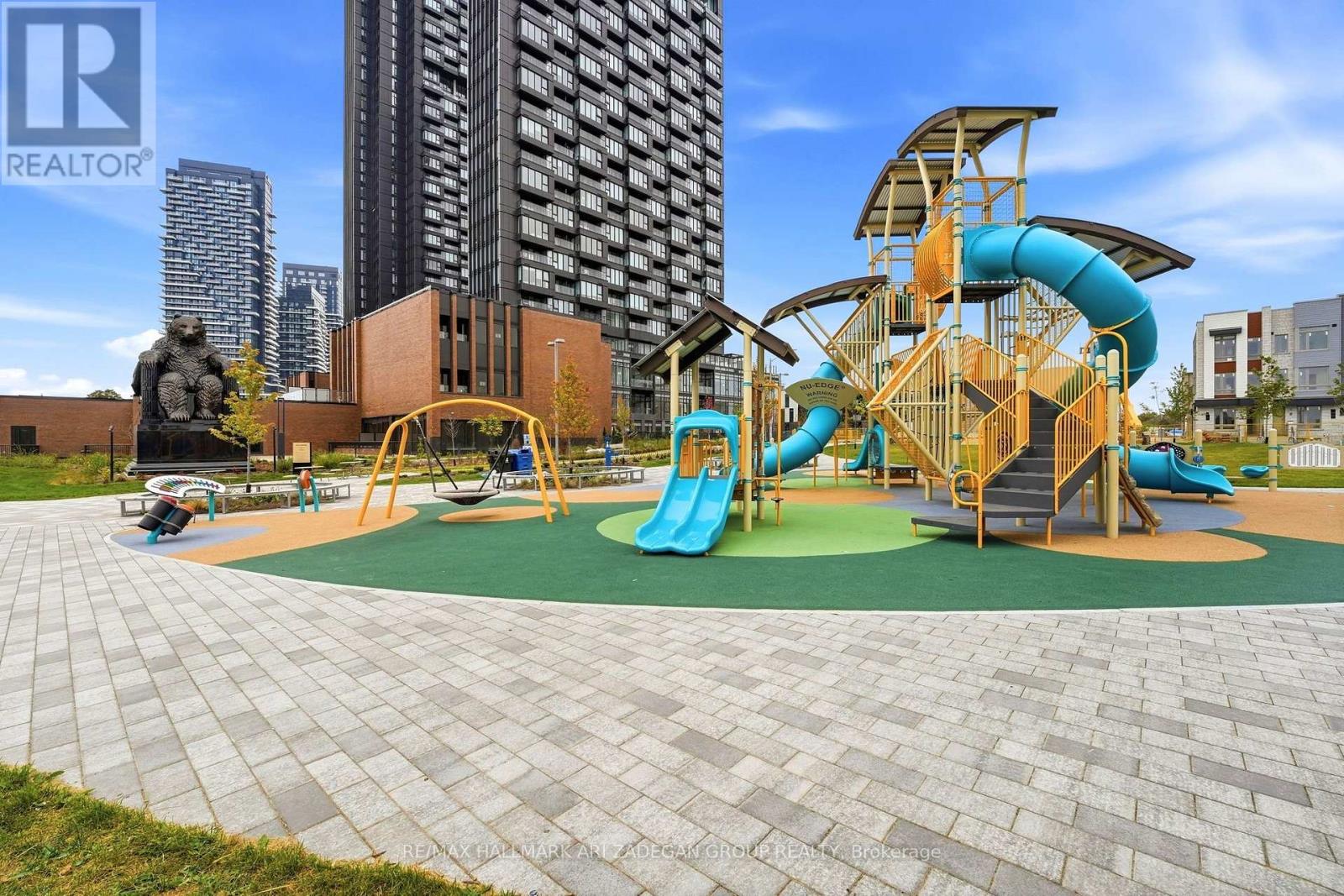 3807 - 1 Quarrington Lane, Toronto, Ontario  M3C 0S4 - Photo 25 - C13851256