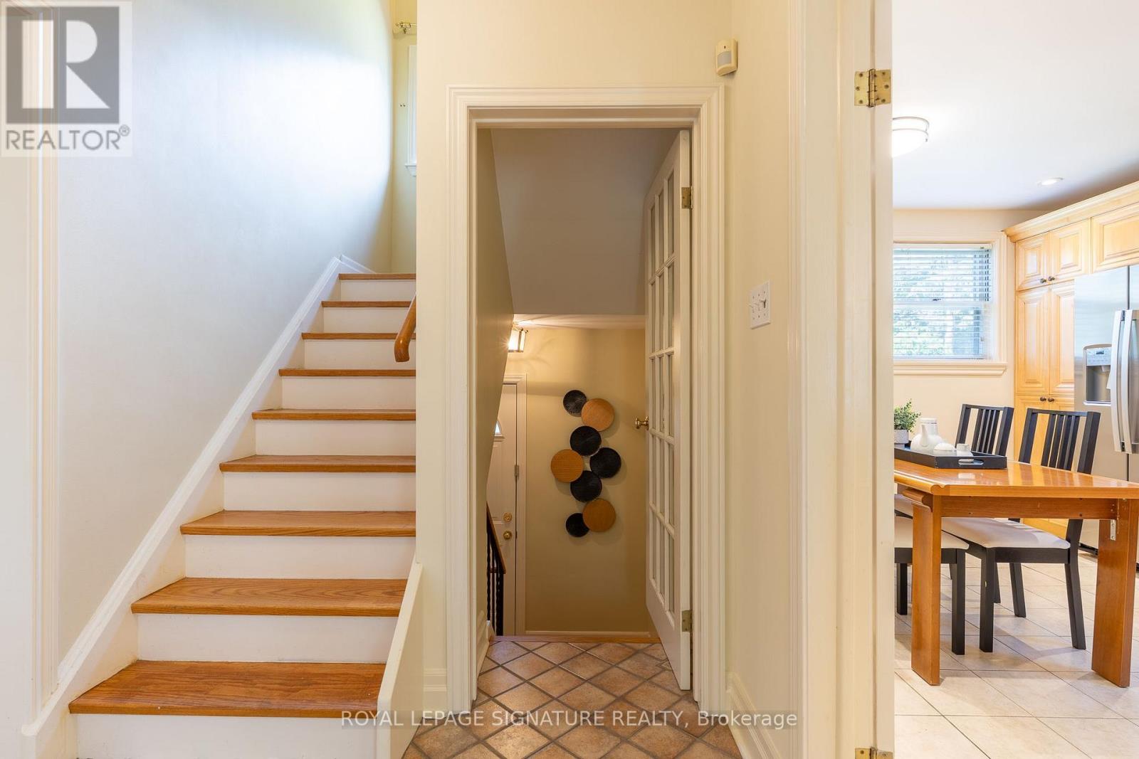 38 Danville Drive, Toronto, Ontario  M2P 1J1 - Photo 14 - C13851302