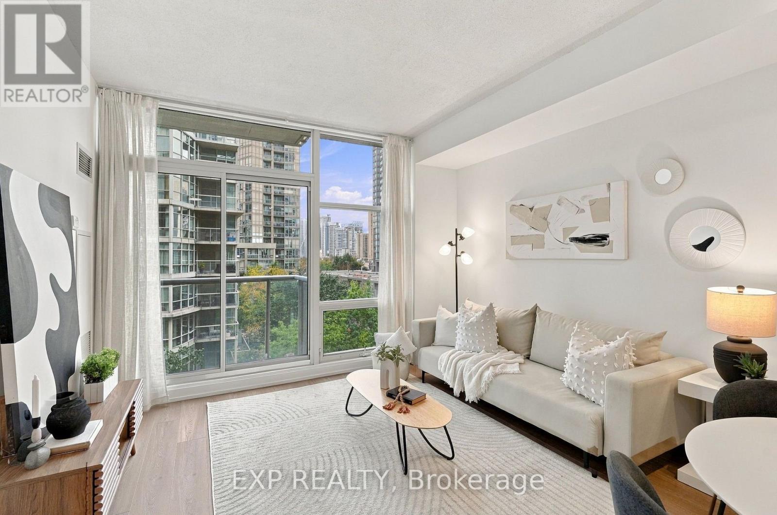 301 - 9 Spadina Avenue, Toronto, Ontario  M5V 3V5 - Photo 5 - C13851372