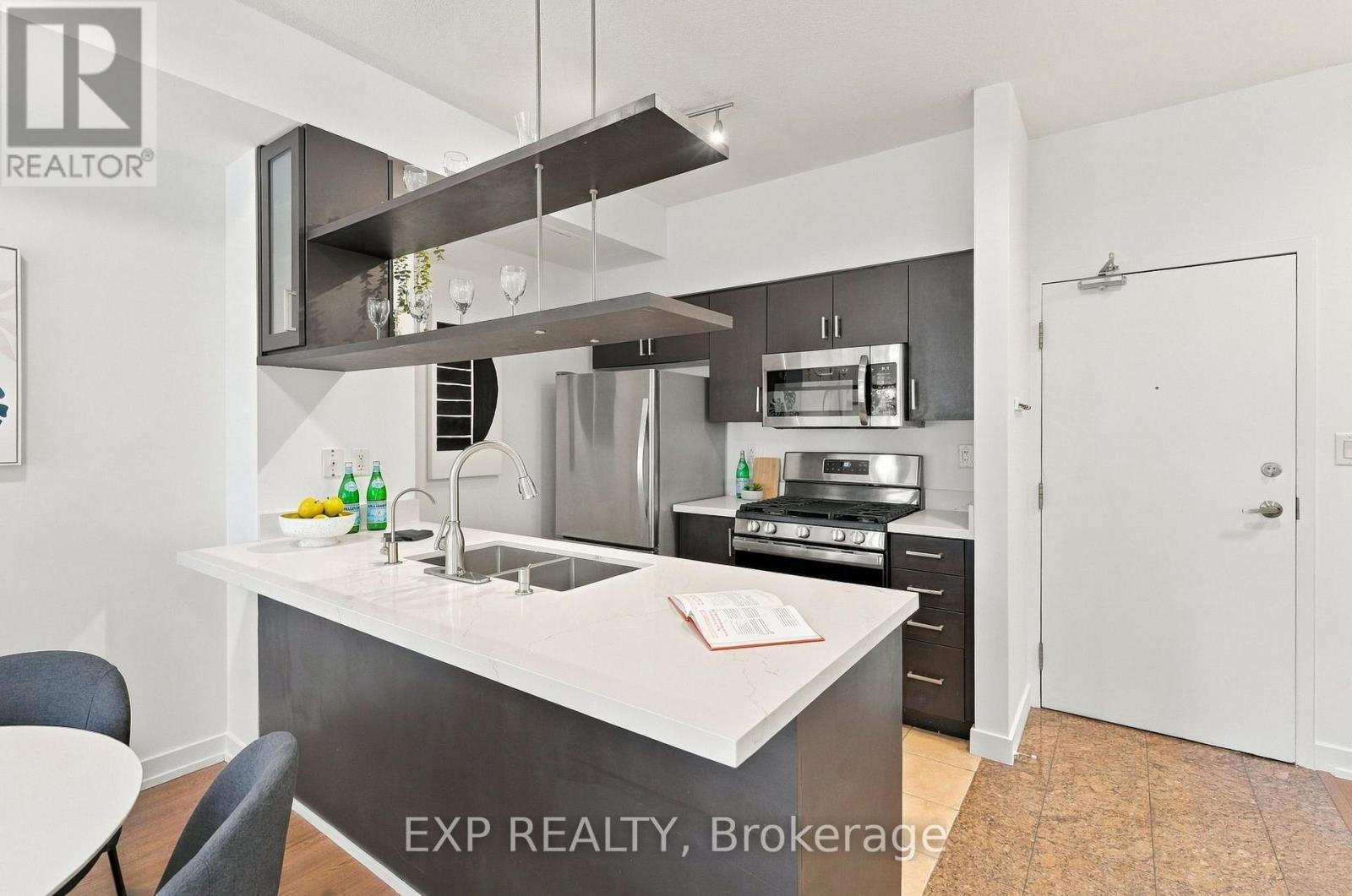 301 - 9 Spadina Avenue, Toronto, Ontario  M5V 3V5 - Photo 7 - C13851372