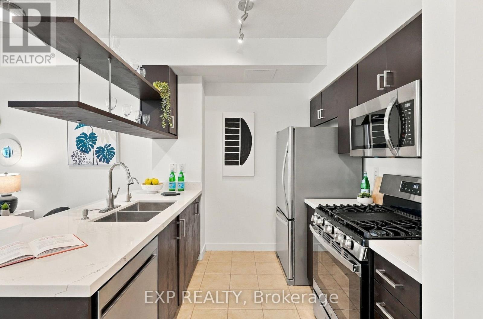 301 - 9 Spadina Avenue, Toronto, Ontario  M5V 3V5 - Photo 9 - C13851372