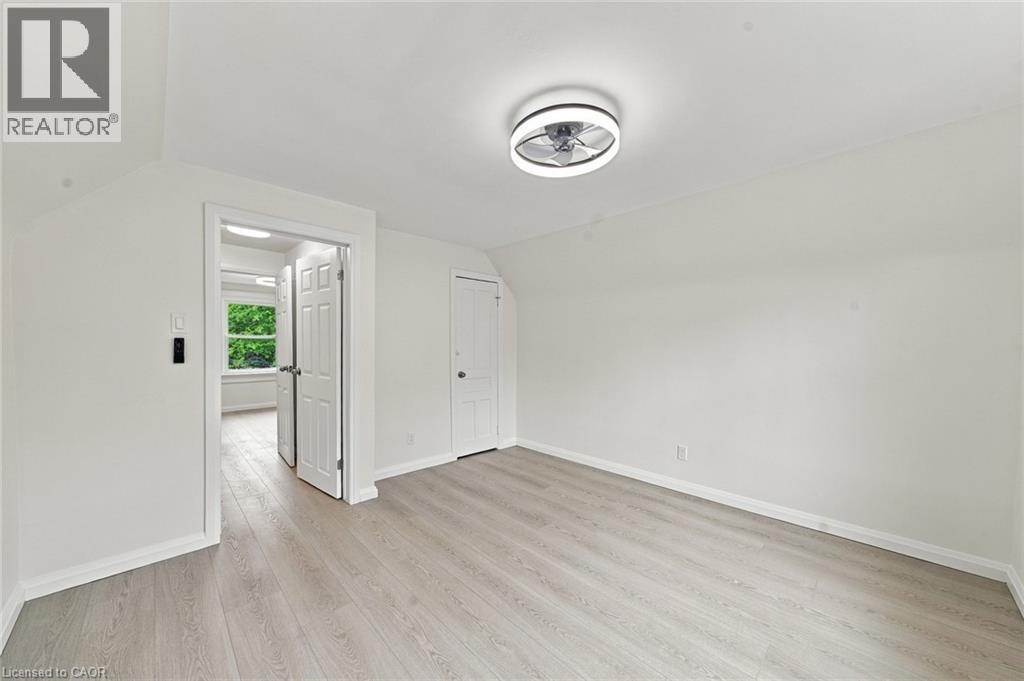 294 East 28th Street, Hamilton, Ontario  L8V 3J3 - Photo 21 - 40867862