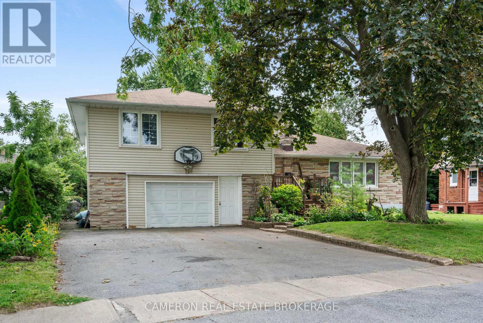 16 Kent Crescent, South Stormont, Ontario