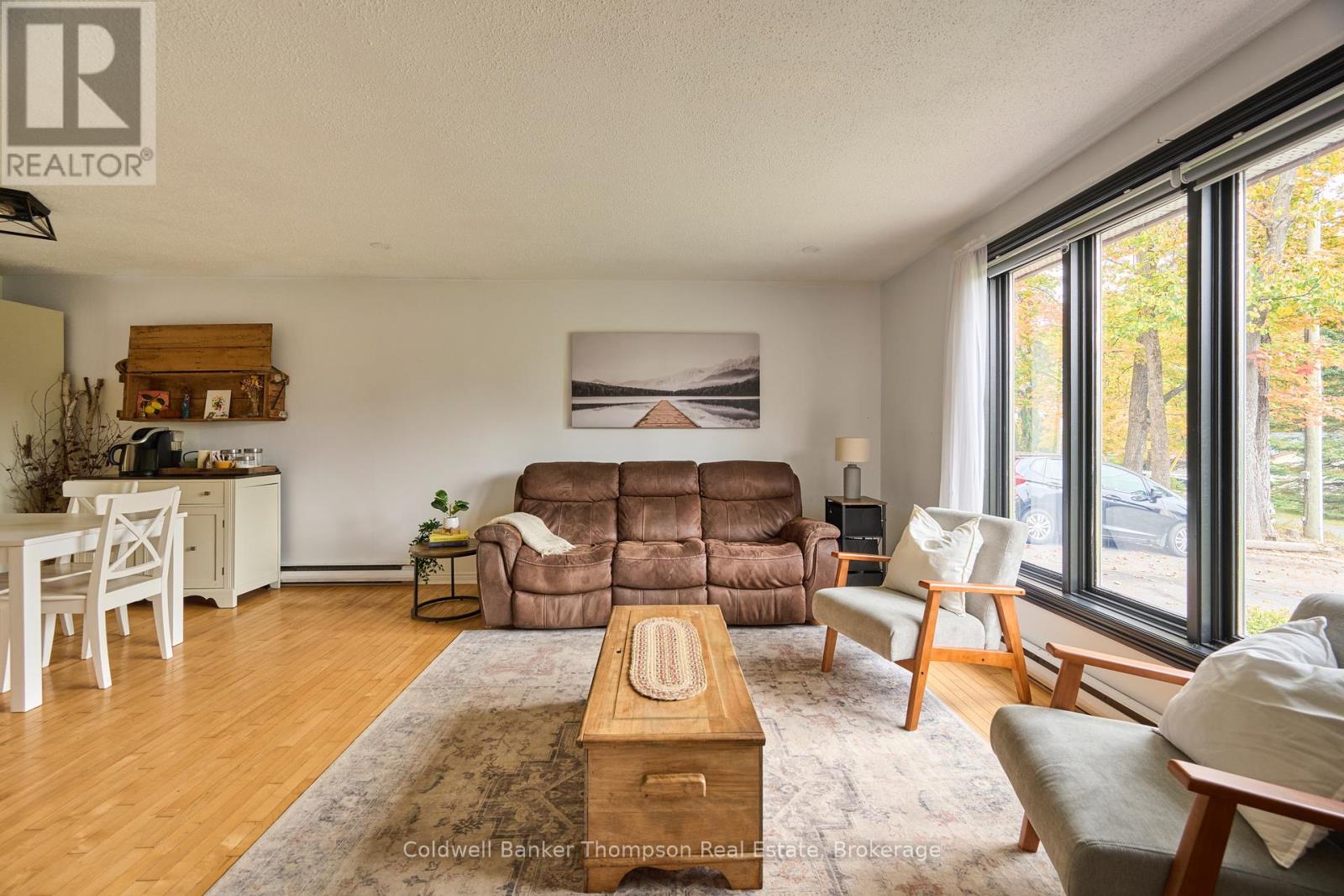 59 Hubbel Crescent, Huntsville, Ontario P1H 1S6 - Photo 2 - X13851464