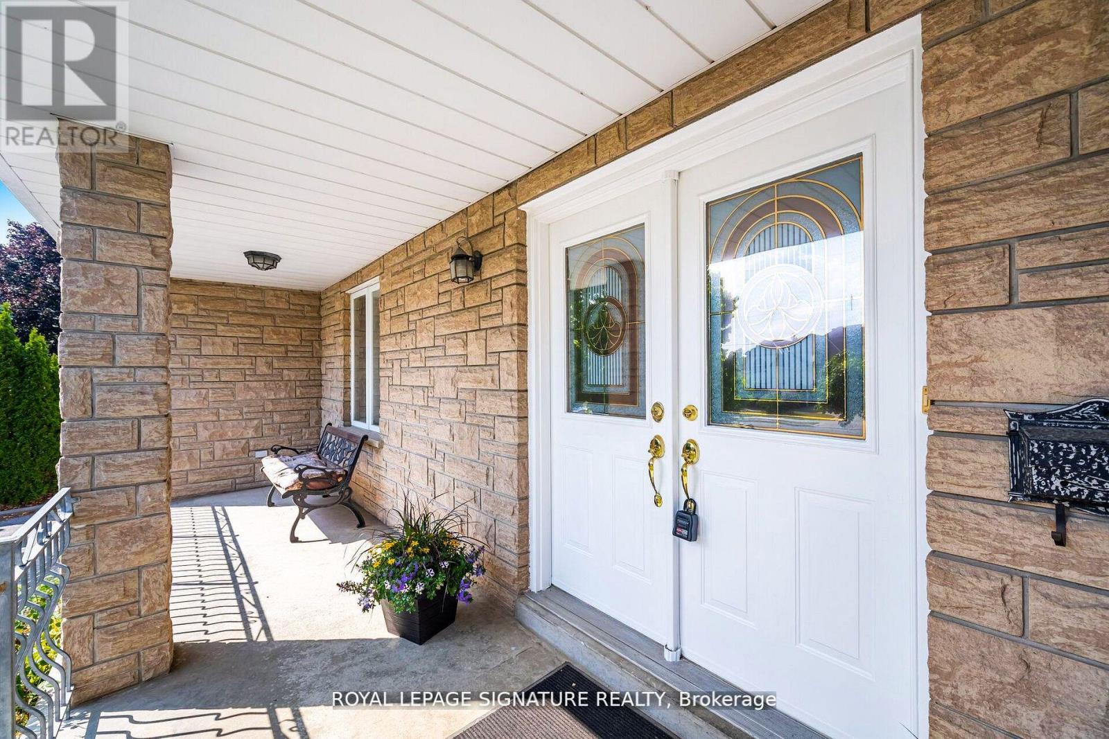 4097 Hickory Drive, Mississauga, Ontario L4W 1L1 - Photo 4 - W13850144