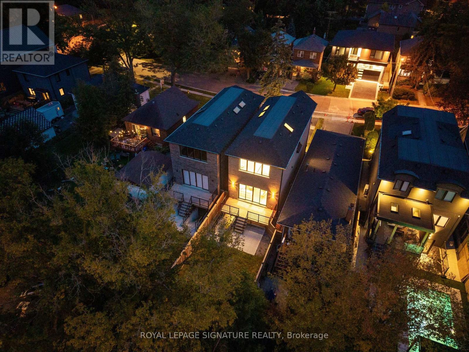 62 Ash Crescent, Toronto, Ontario  M8W 1E6 - Photo 46 - W13850824