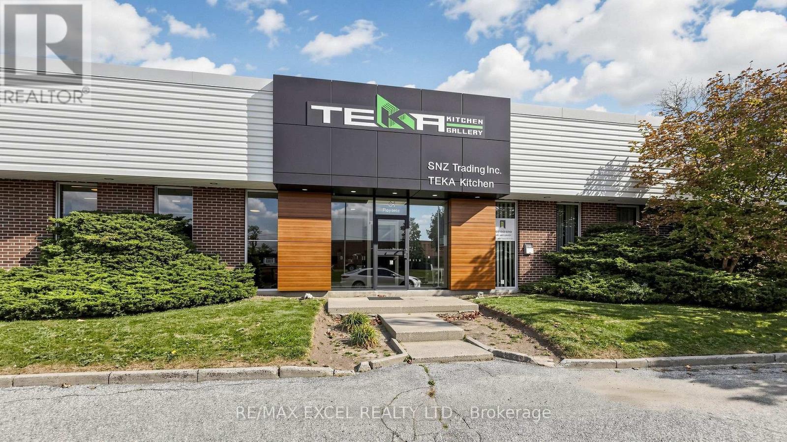 3 - 61 Rayette Road, Vaughan (Concord), Ontario  L4K 2E8 - Photo 2 - N13851118