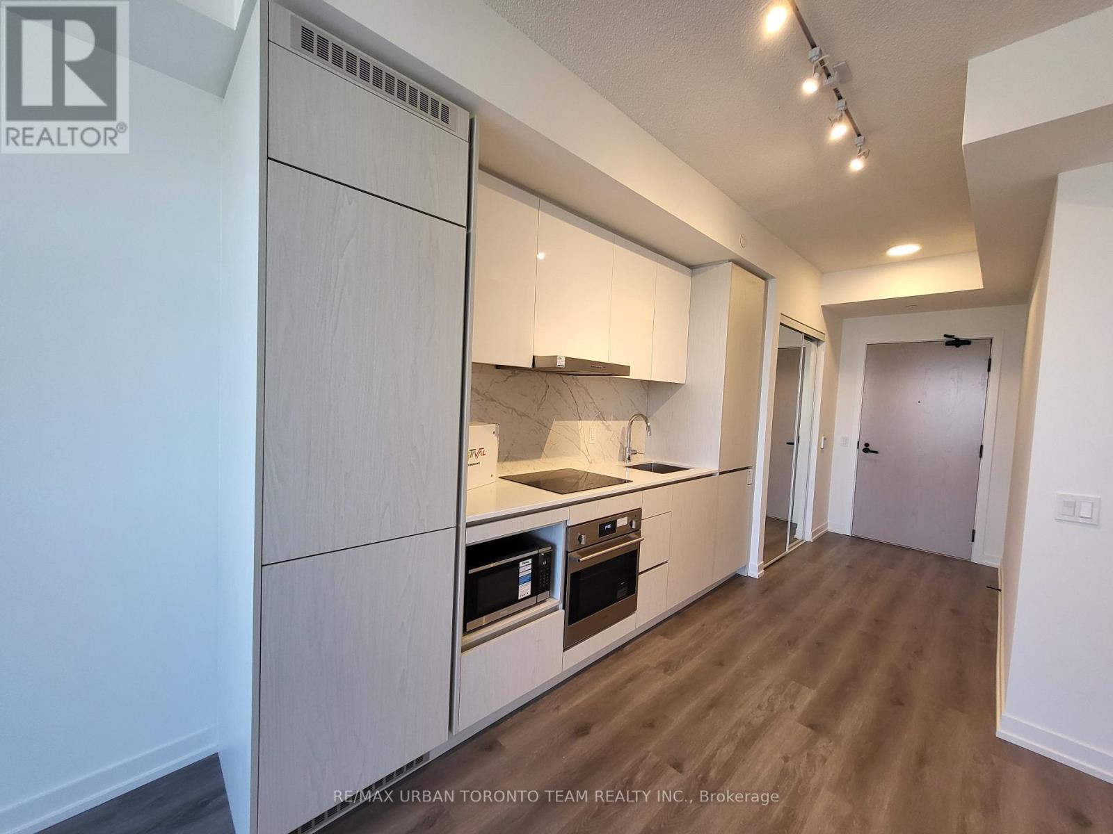 3308 - 28 Interchange Way, Vaughan (Vaughan Corporate Centre), Ontario  L4K 0P8 - Photo 4 - N13851274