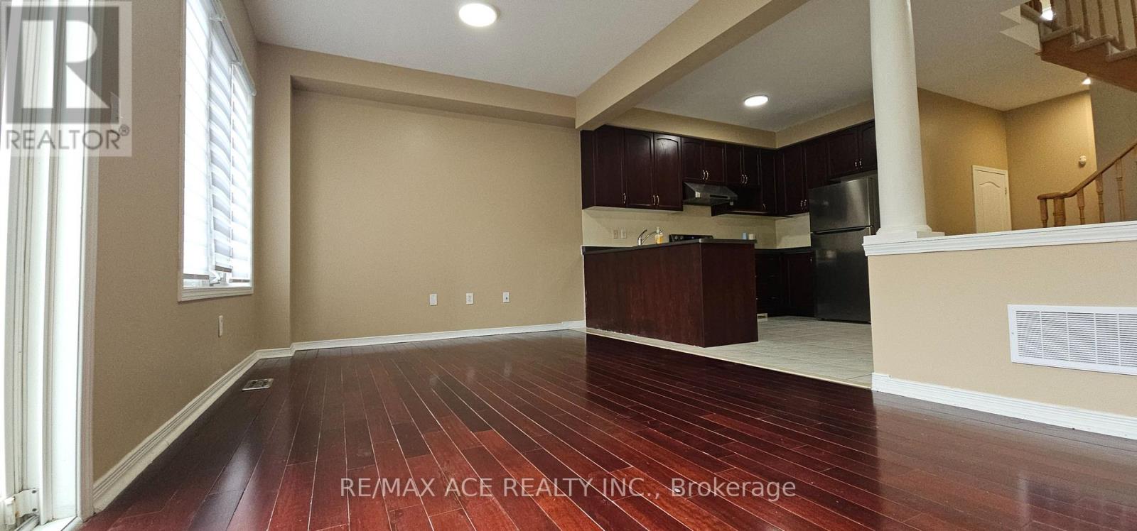 46 Ralph Chalmers Avenue, Markham, Ontario  L6E 2C3 - Photo 14 - N13851378