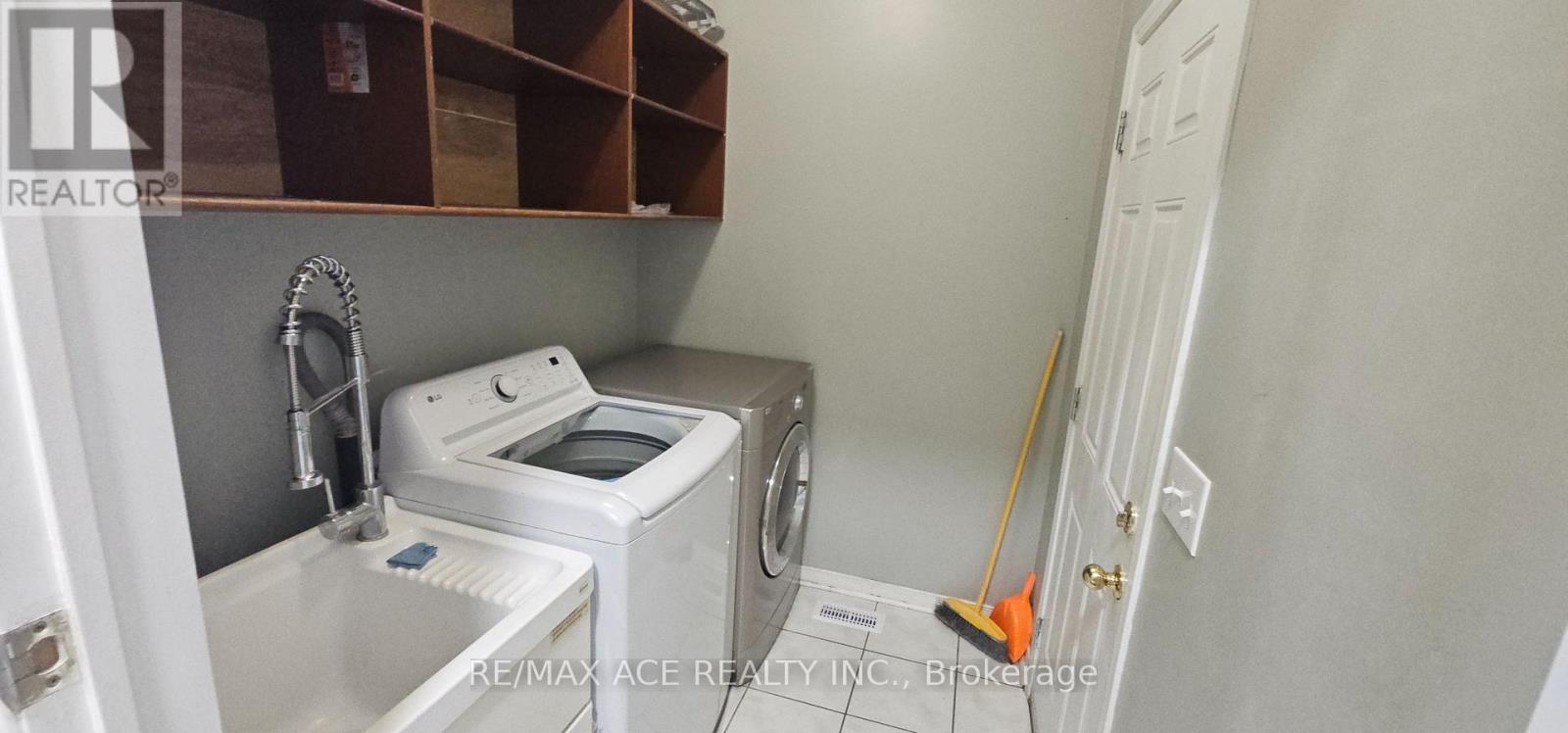 46 Ralph Chalmers Avenue, Markham, Ontario  L6E 2C3 - Photo 30 - N13851378