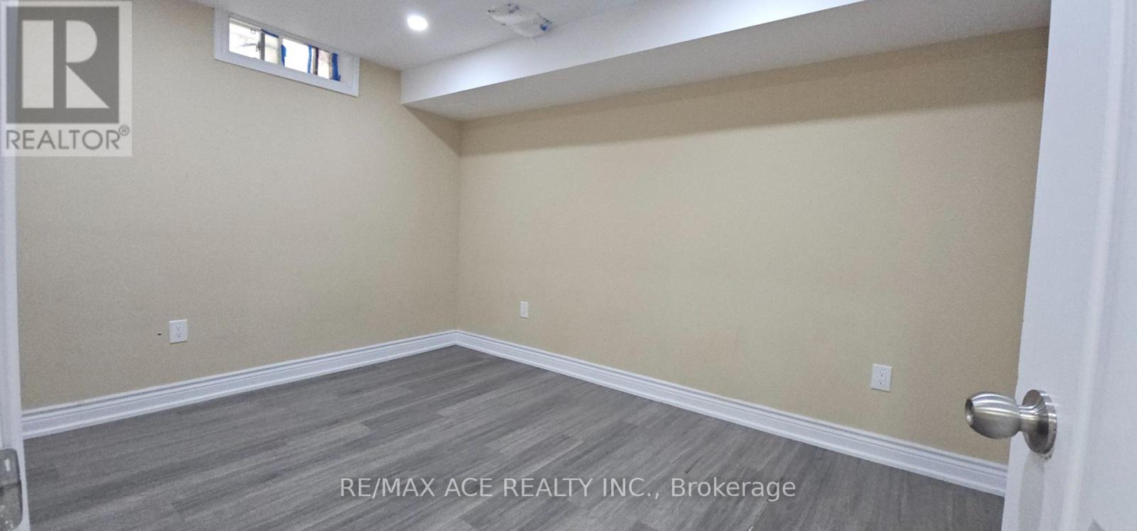 46 Ralph Chalmers Avenue, Markham, Ontario  L6E 2C3 - Photo 32 - N13851378