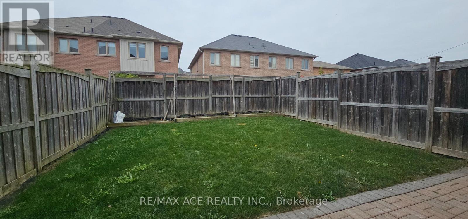 46 Ralph Chalmers Avenue, Markham, Ontario  L6E 2C3 - Photo 36 - N13851378