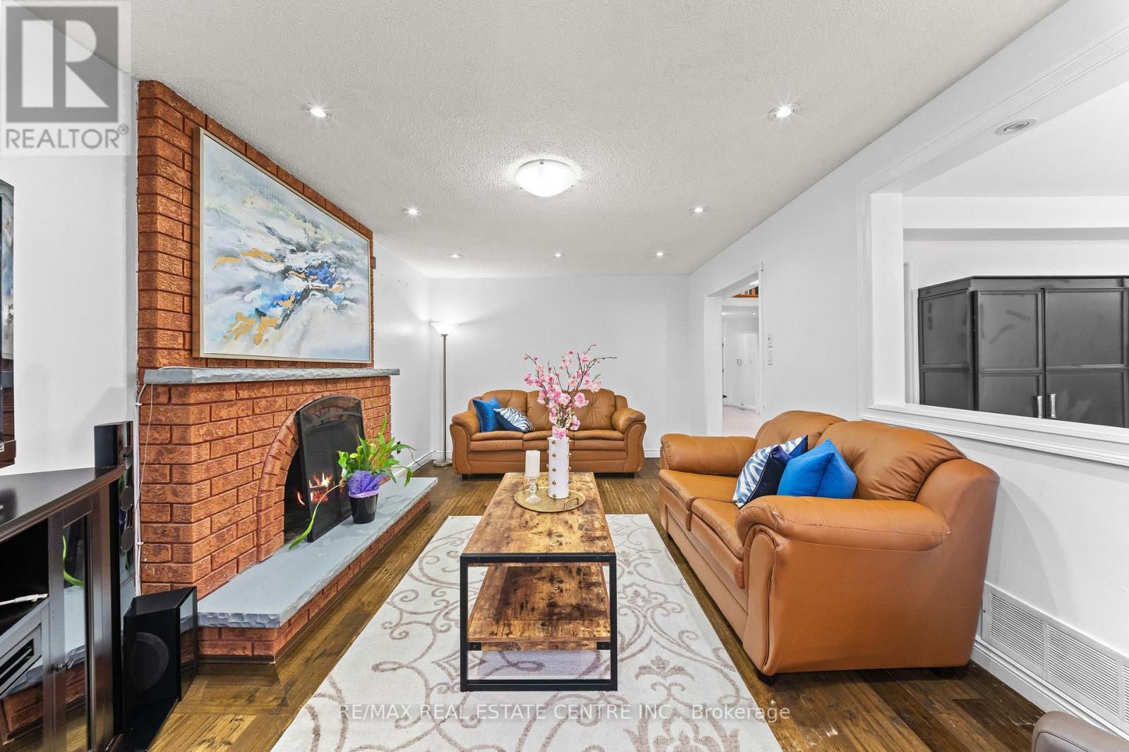 2 Hollyburn Court, Vaughan, Ontario  L4L 6G2 - Photo 15 - N13851396