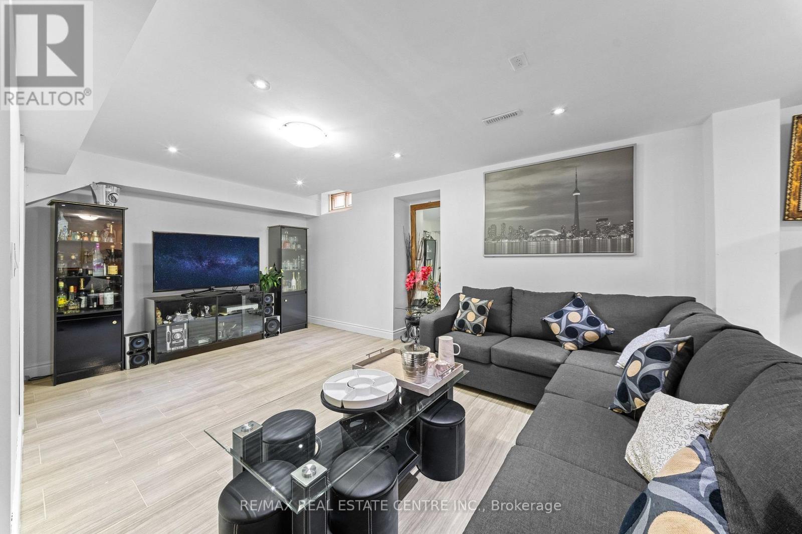 2 Hollyburn Court, Vaughan, Ontario  L4L 6G2 - Photo 33 - N13851396