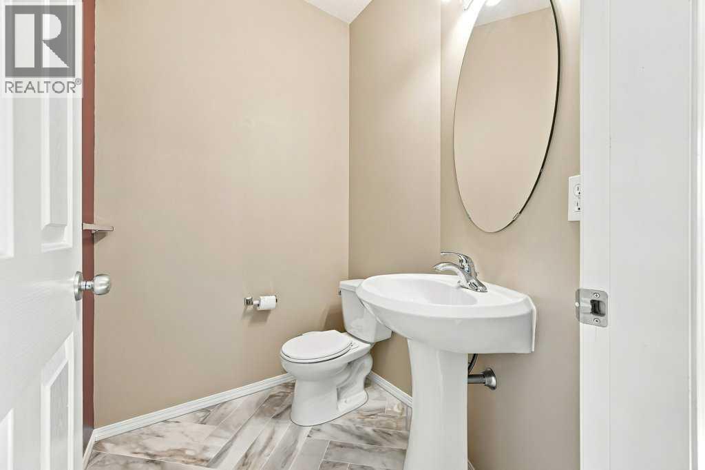 303, 2005 Luxstone Boulevard SW