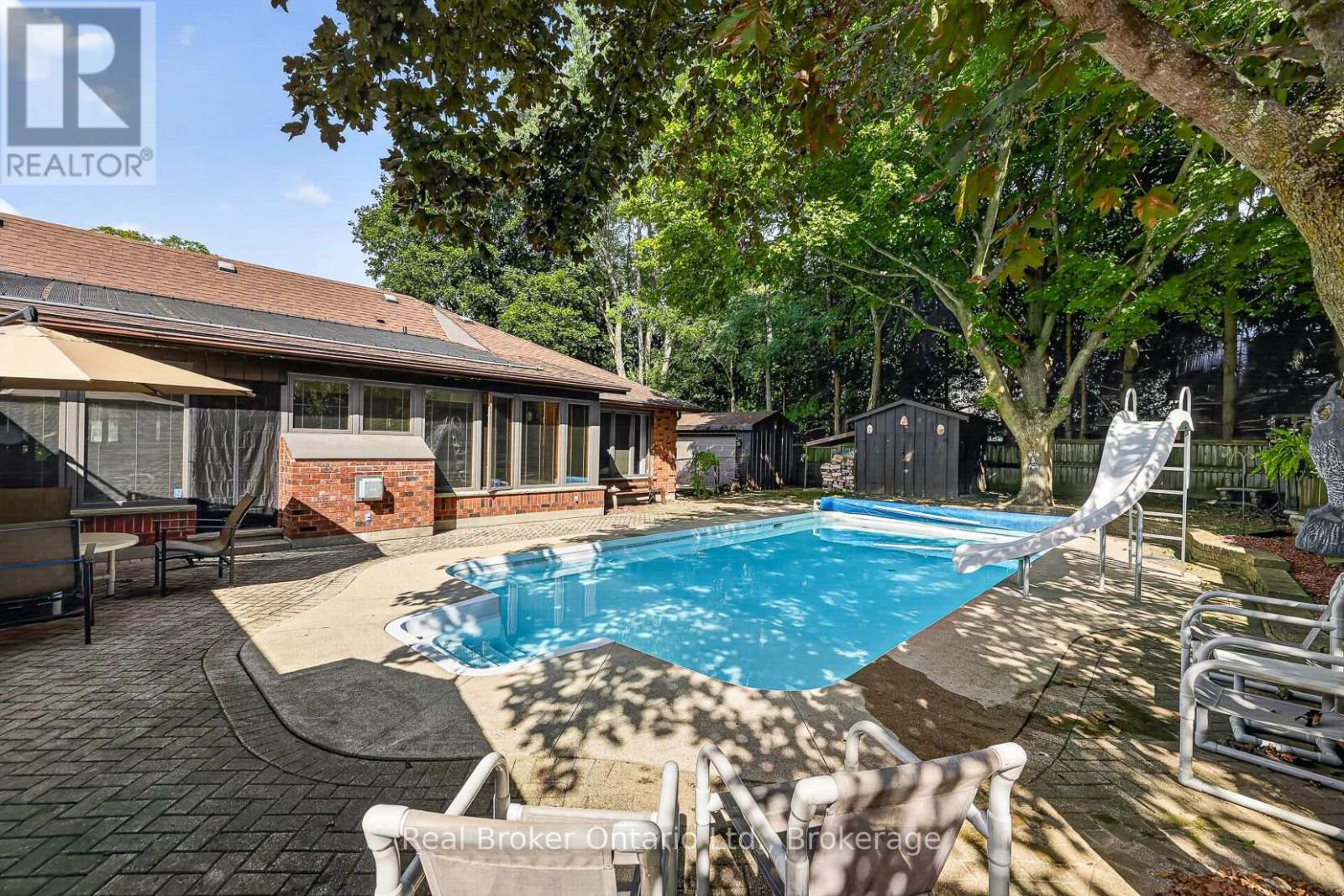 11 Elisabeth Street, East Zorra-Tavistock, Ontario  N0J 1M0 - Photo 10 - X13851366