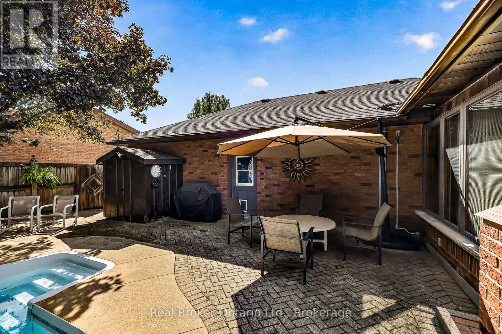 11 Elisabeth Street, East Zorra-Tavistock, Ontario  N0J 1M0 - Photo 12 - X13851366