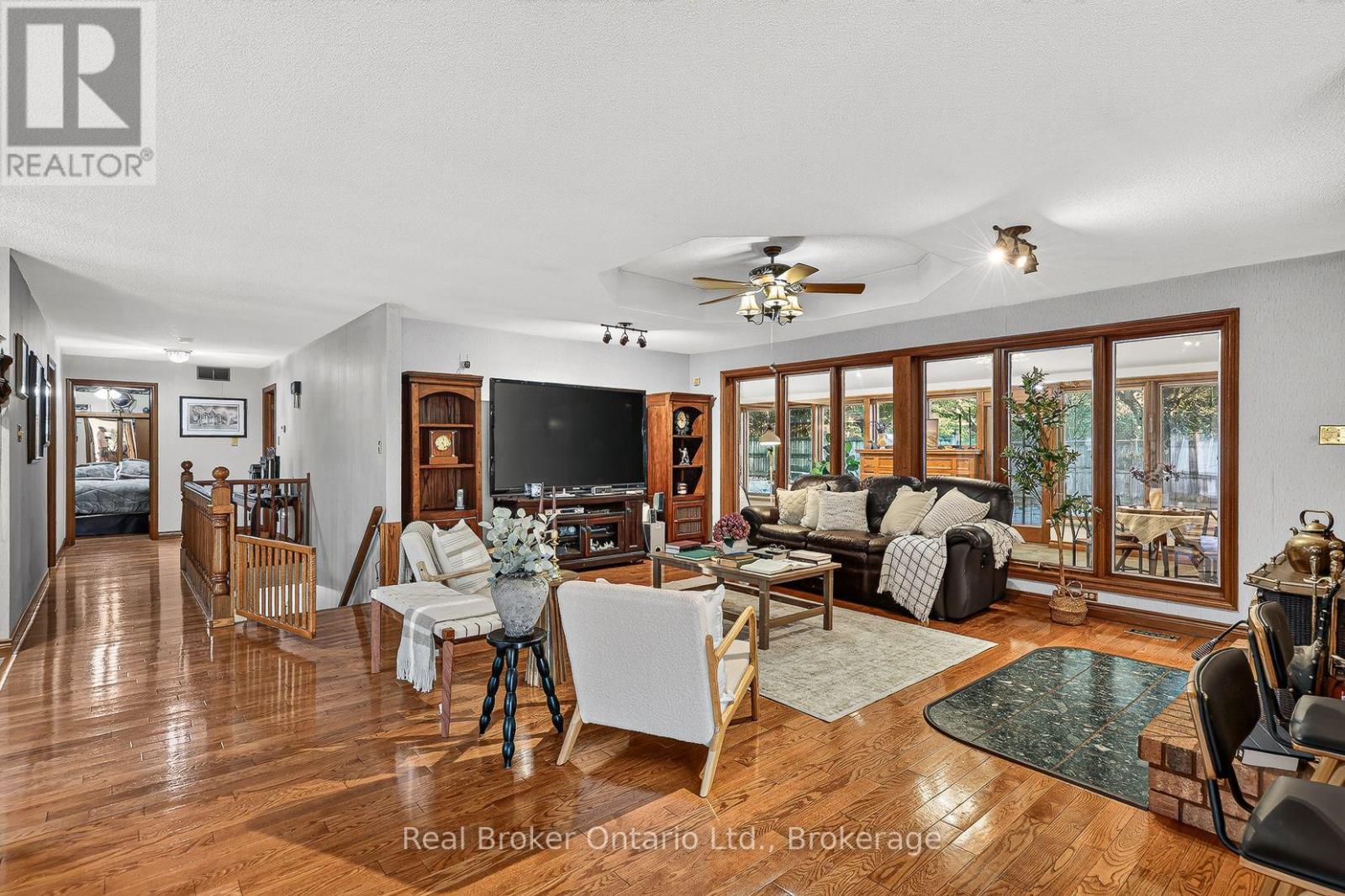 11 Elisabeth Street, East Zorra-Tavistock, Ontario  N0J 1M0 - Photo 18 - X13851366