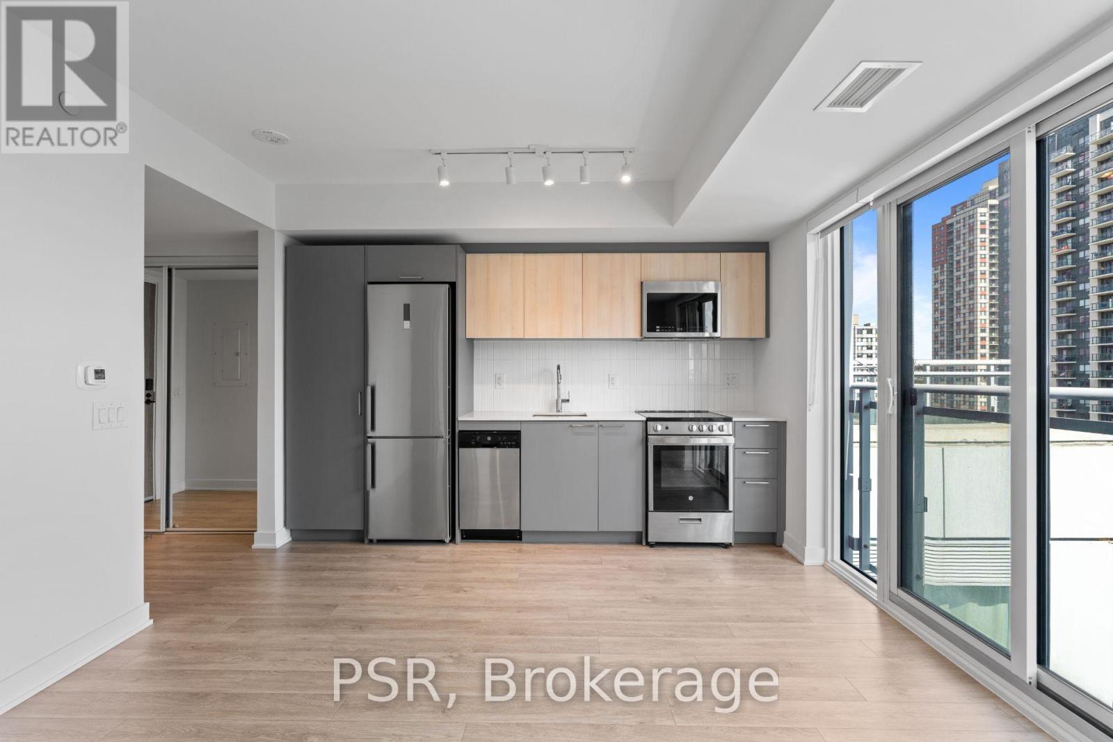 517 - 299 Campbell Avenue, Toronto, Ontario  M6P 3V7 - Photo 3 - W13851246