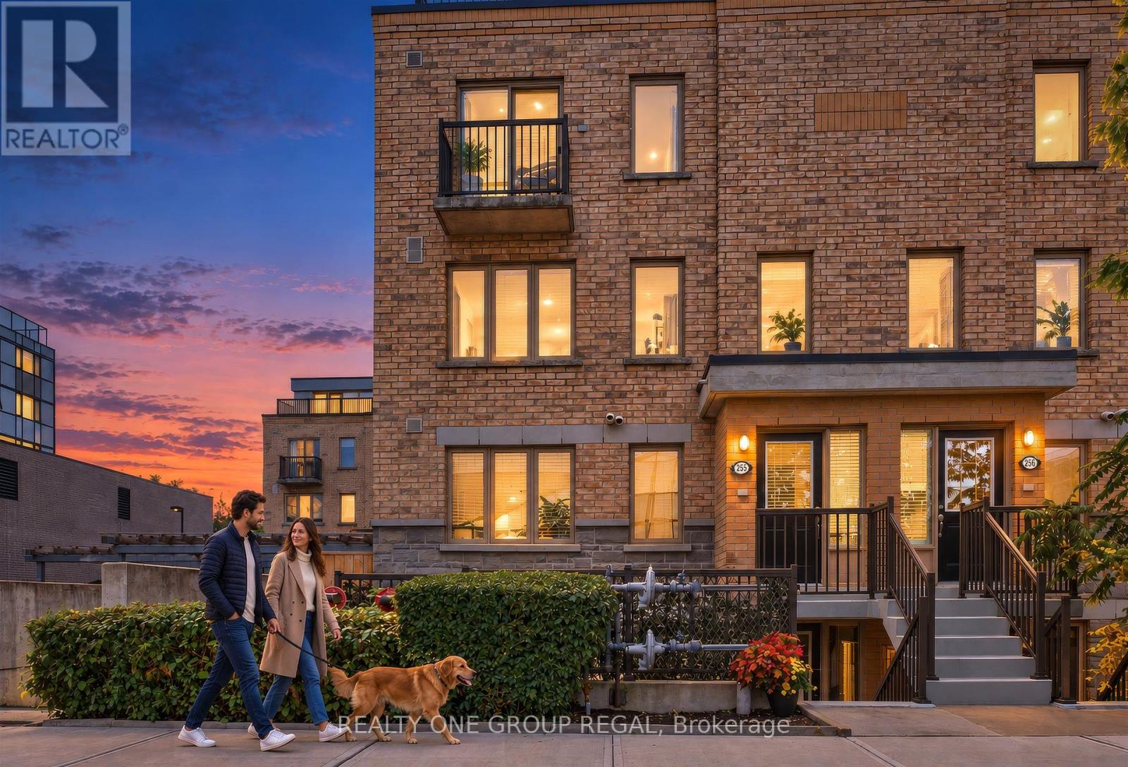 155 - 6 FOUNDRY AVENUE, Toronto, Ontario