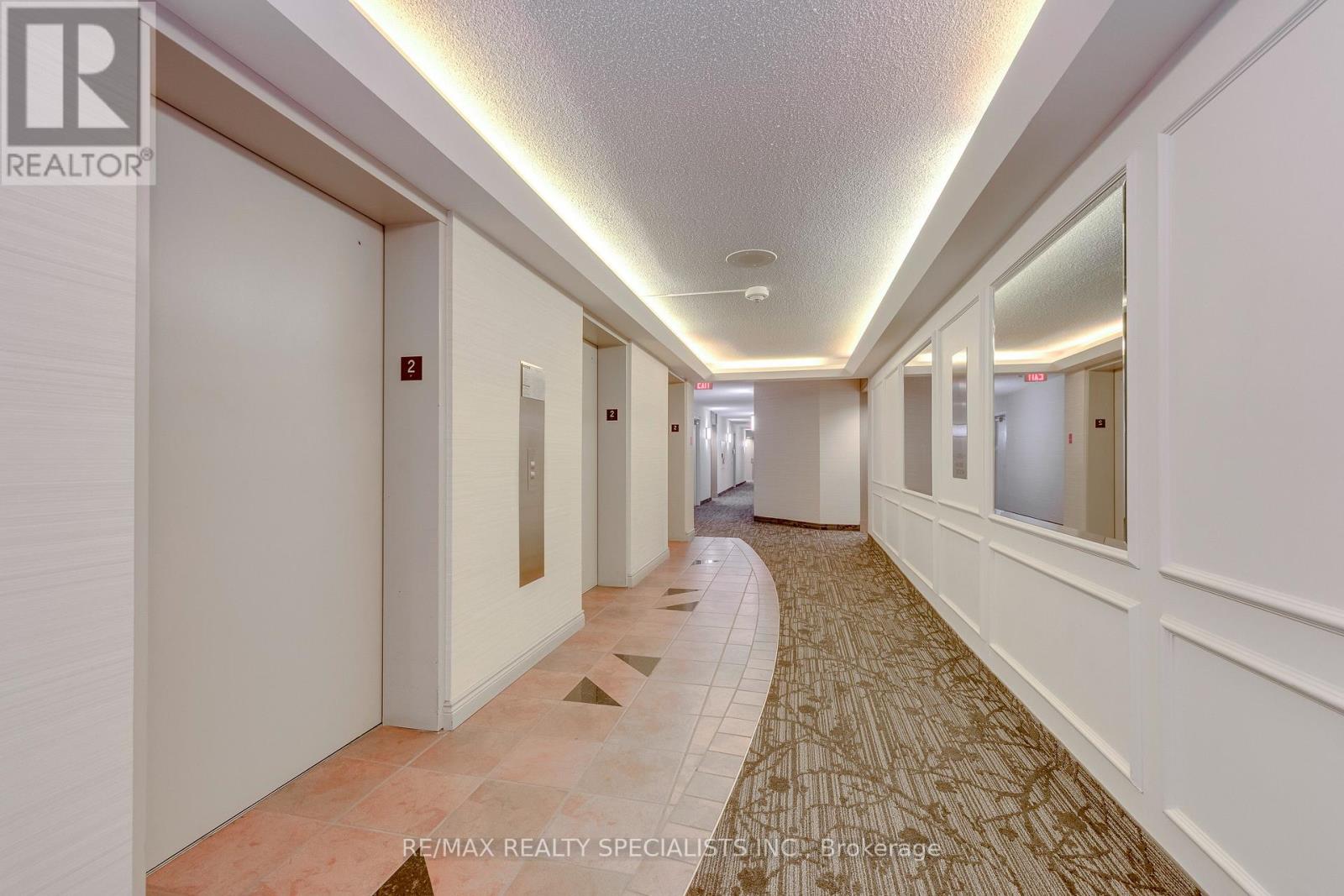 212 - 2155 Burnhamthorpe Road W, Mississauga, Ontario  L5L 5P4 - Photo 7 - W13851360