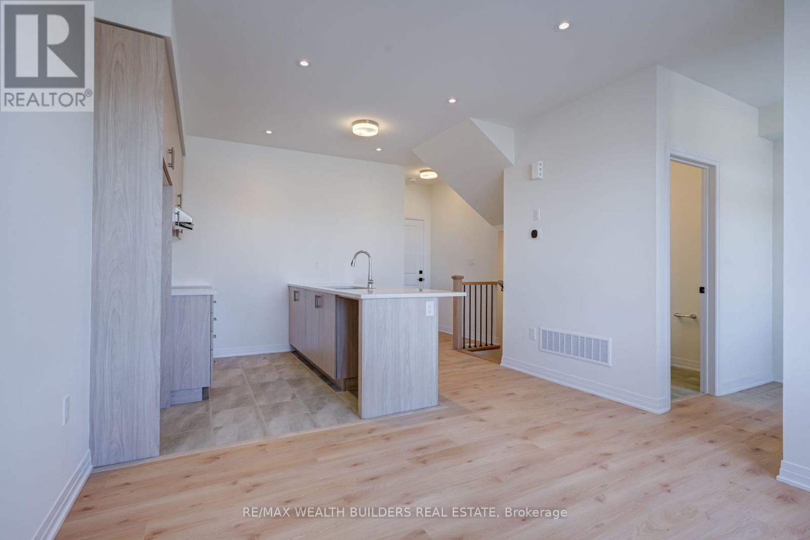Lower - 6 Thornbird Crescent, Brampton, Ontario  L6V 3N5 - Photo 10 - W13851390