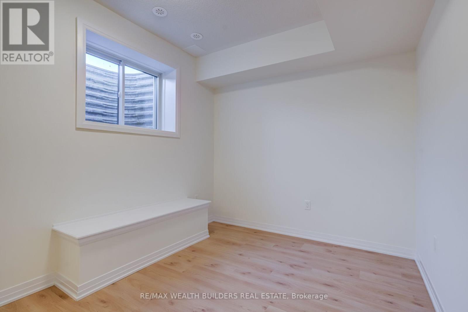 Lower - 6 Thornbird Crescent, Brampton, Ontario  L6V 3N5 - Photo 22 - W13851390