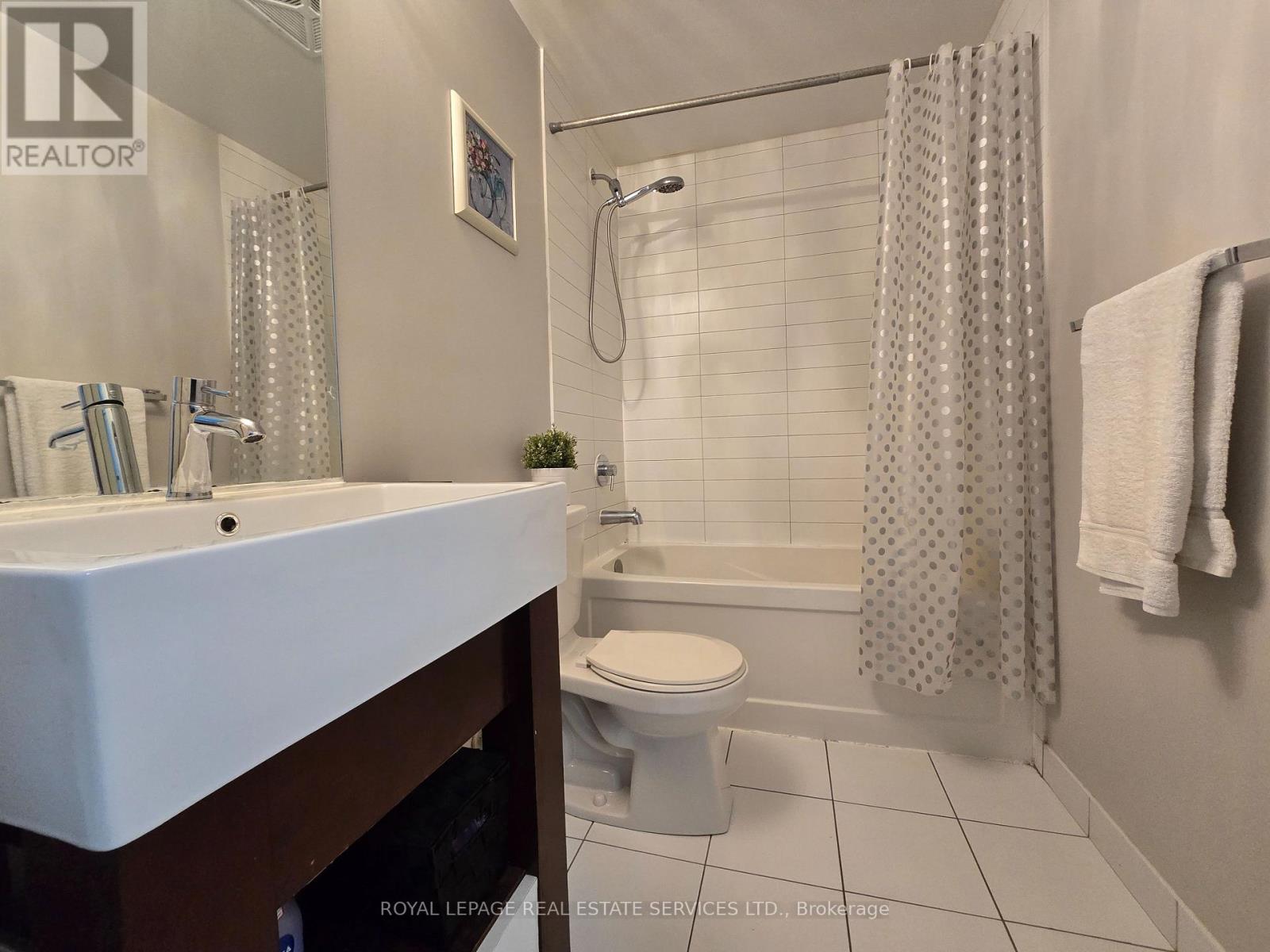 601 - 840 Queens Plate Drive, Toronto (West Humber-Clairville), Ontario  M9W 0E7 - Photo 16 - W13851422