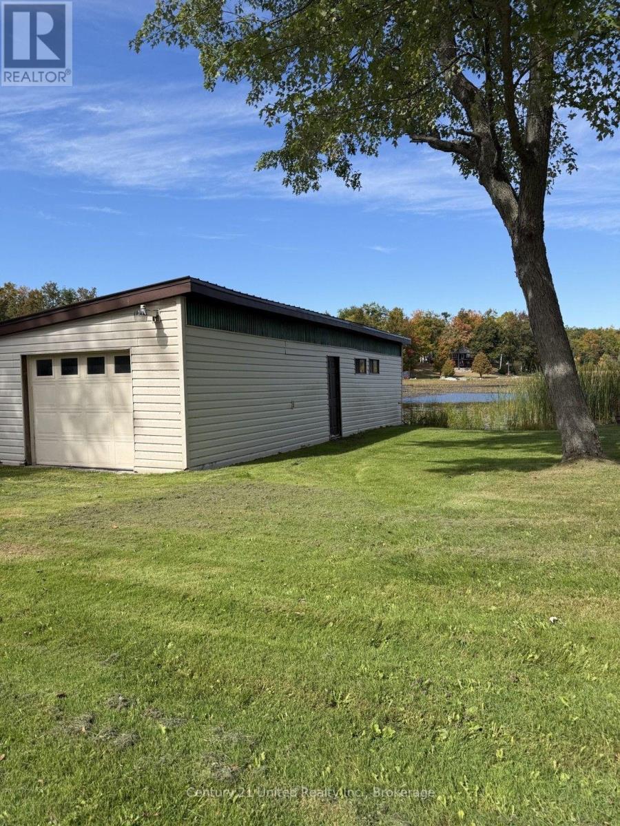 207 Rollies Point Road, Curve Lake First Nation 35, Ontario  K0L 2H0 - Photo 21 - X13851414