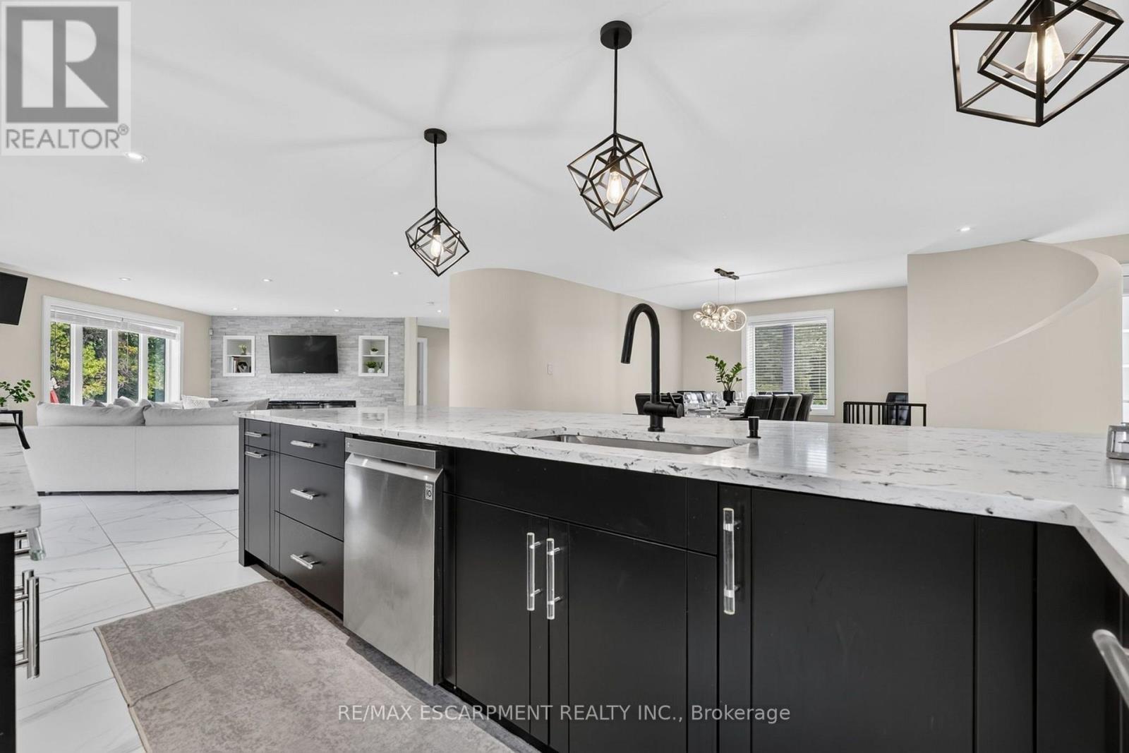 1380 Eighth Avenue Louth, St. Catharines, Ontario  L2R 6P7 - Photo 11 - X13851236