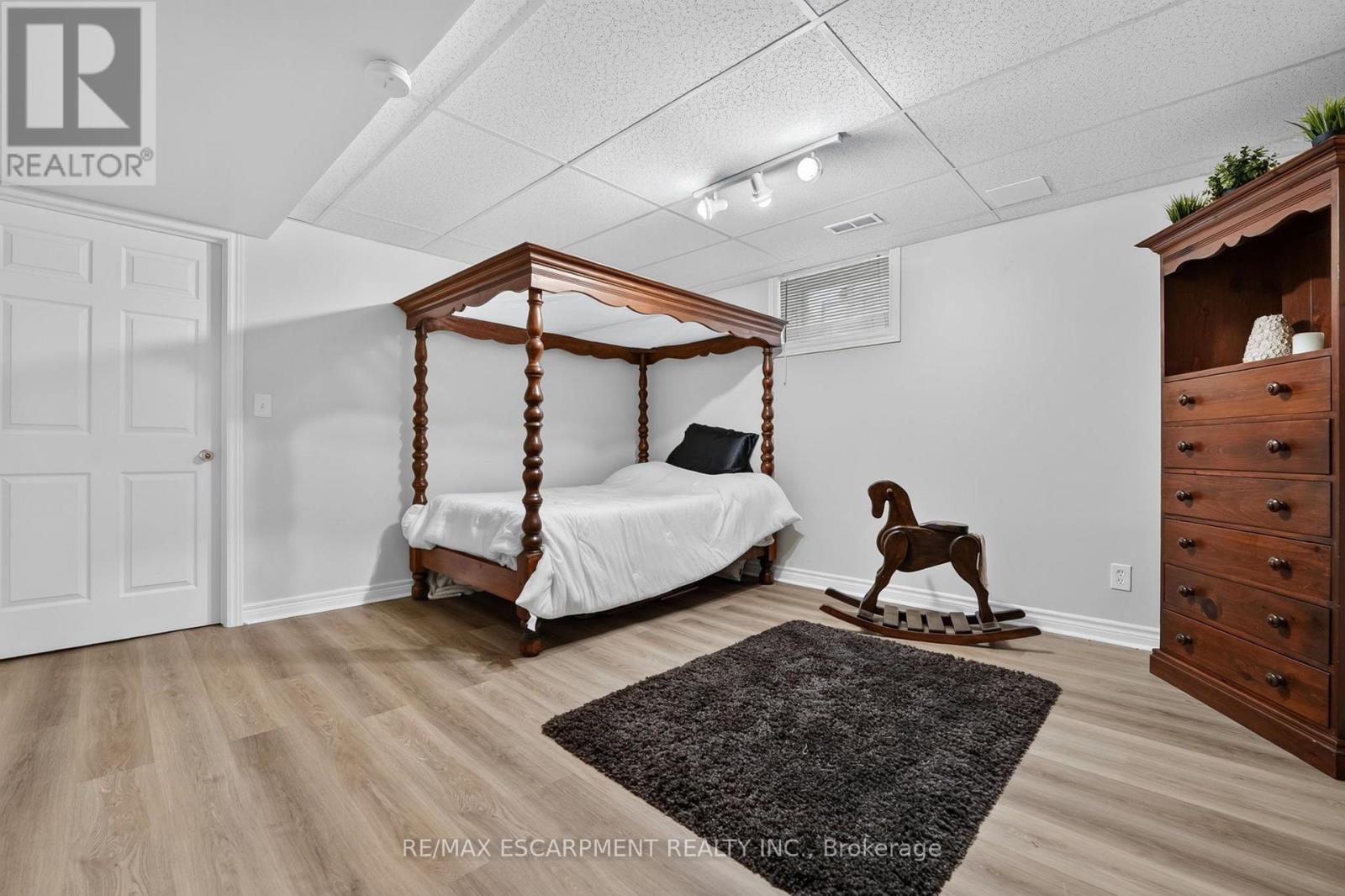 1380 Eighth Avenue Louth, St. Catharines, Ontario  L2R 6P7 - Photo 31 - X13851236