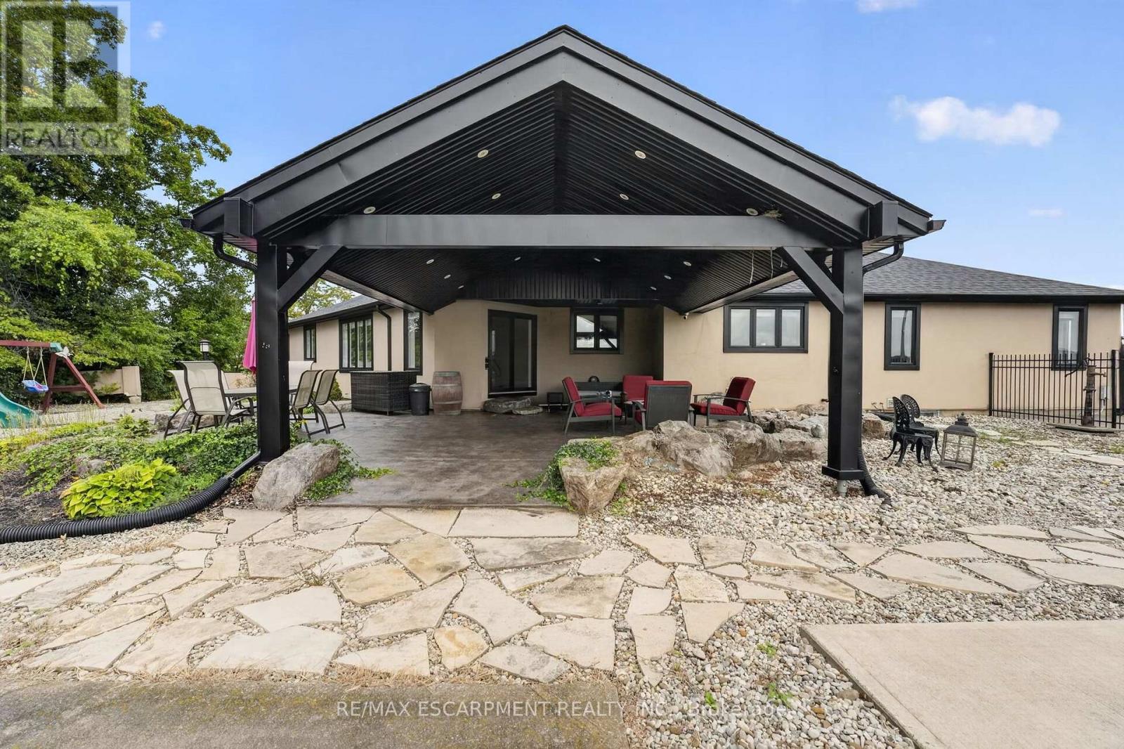 1380 Eighth Avenue Louth, St. Catharines, Ontario  L2R 6P7 - Photo 42 - X13851236
