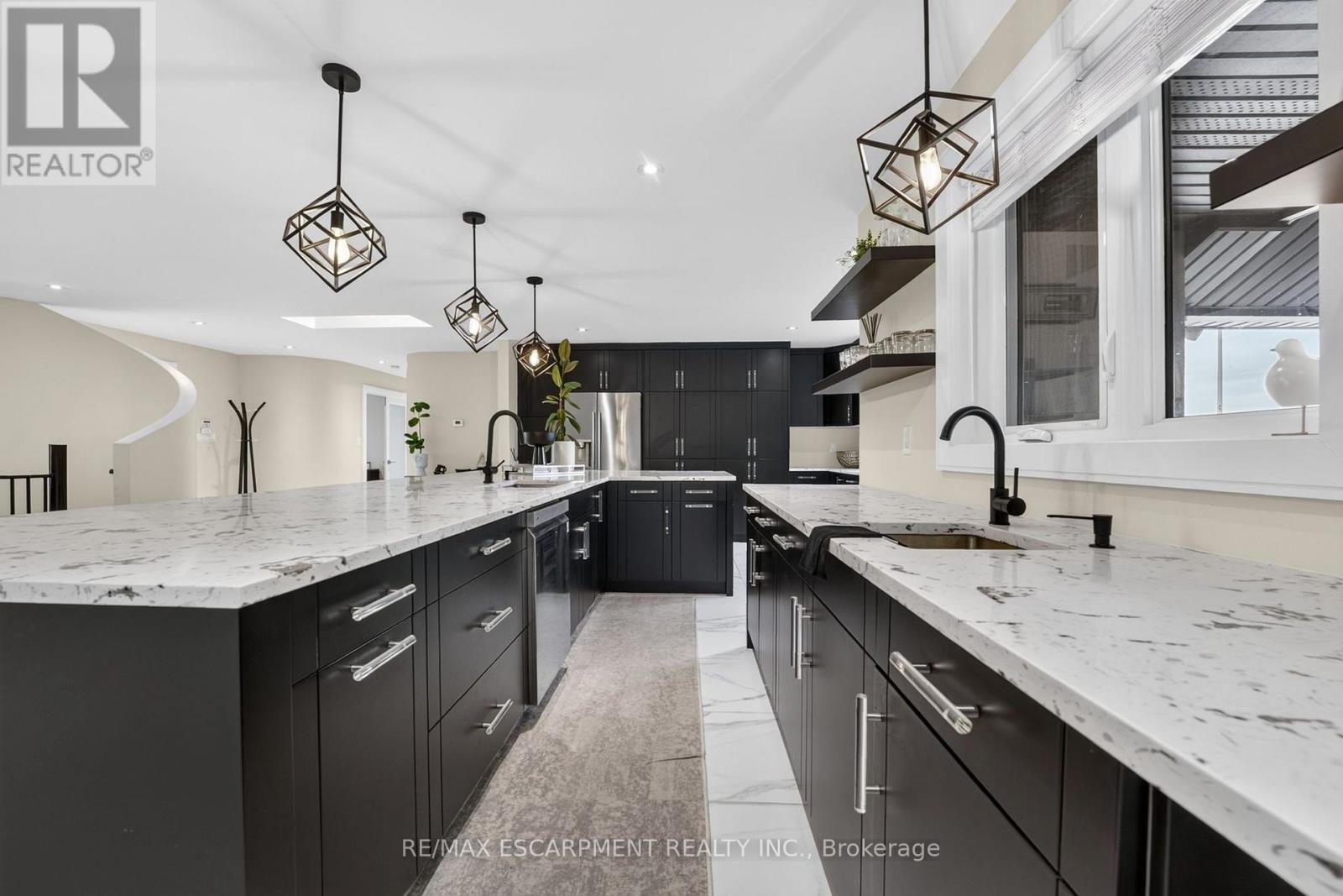 1380 Eighth Avenue Louth, St. Catharines, Ontario  L2R 6P7 - Photo 8 - X13851236