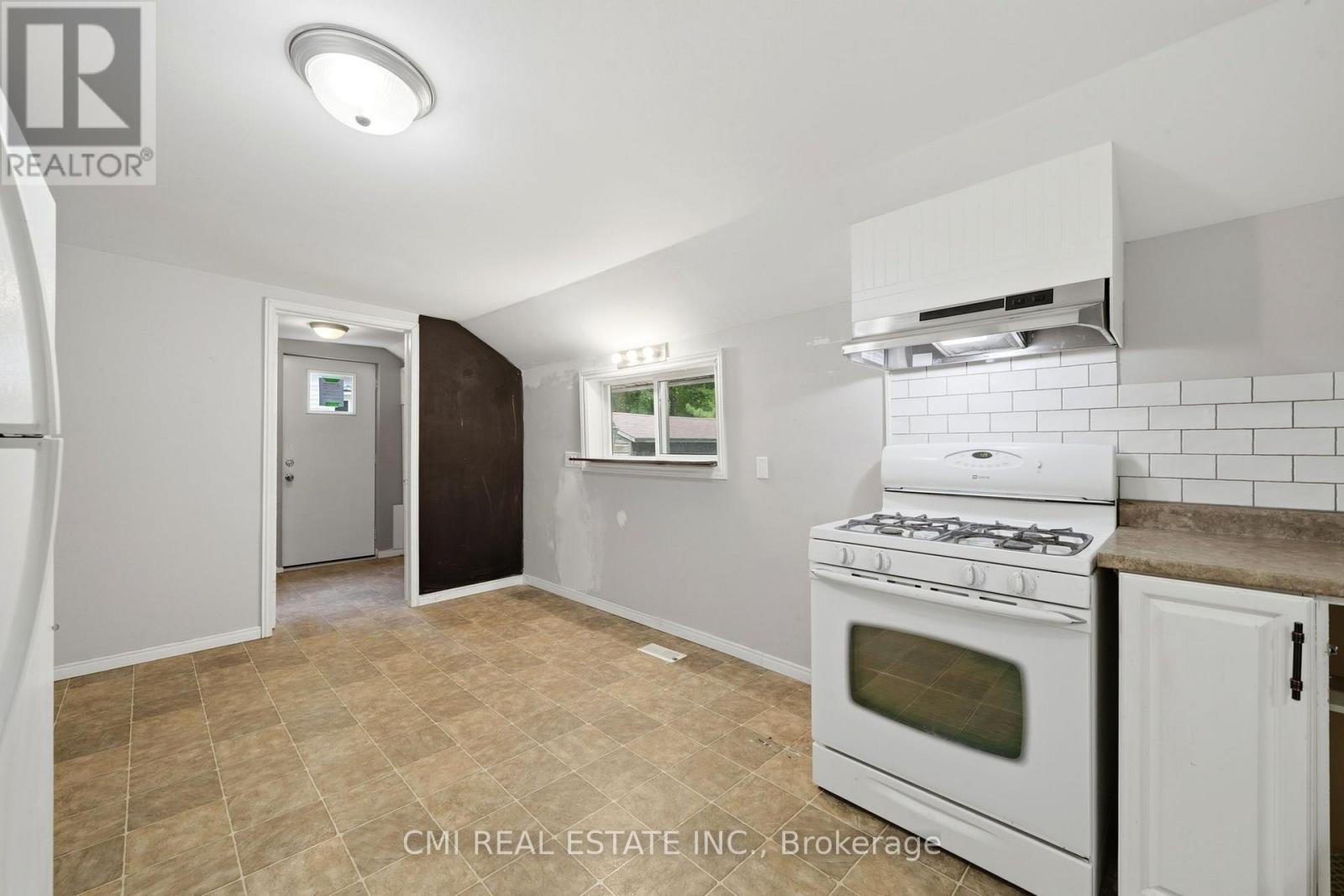12 Argyle Street, Kincardine, Ontario  N0G 2T0 - Photo 15 - X13851320