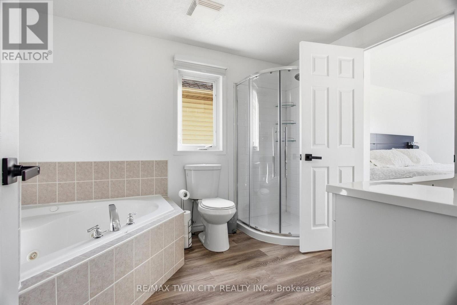 15 Cannes Street, Kitchener, Ontario  N2R 1V9 - Photo 32 - X13851374