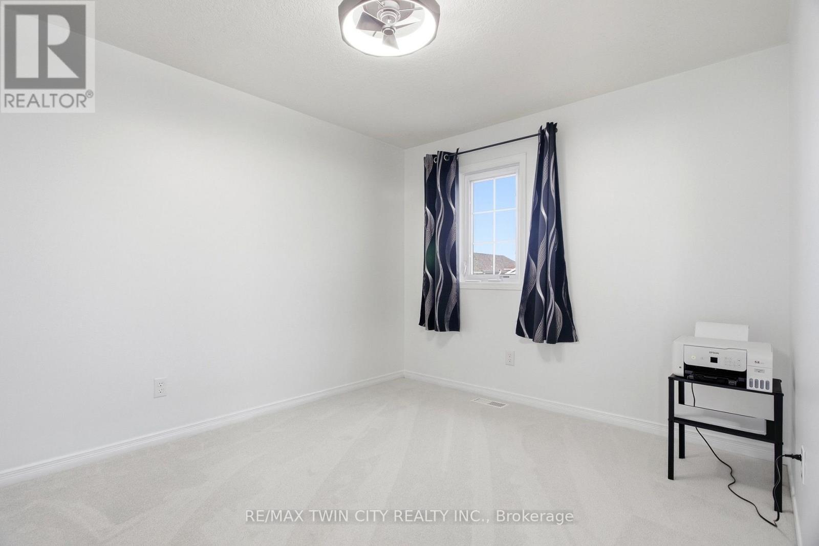 15 Cannes Street, Kitchener, Ontario  N2R 1V9 - Photo 37 - X13851374